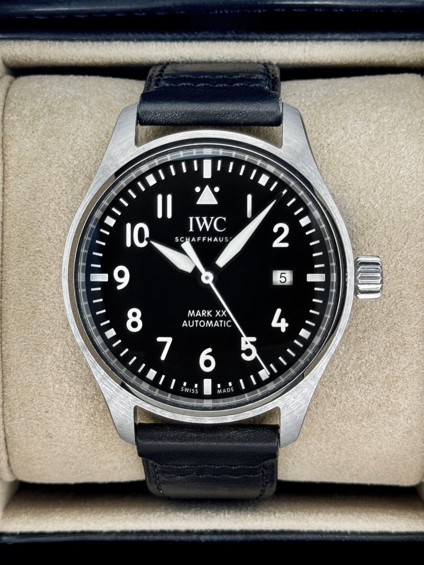 2026 IWC Pilot's Watch Mark XX 40mm IW328201 Stainless Steel Black Dial