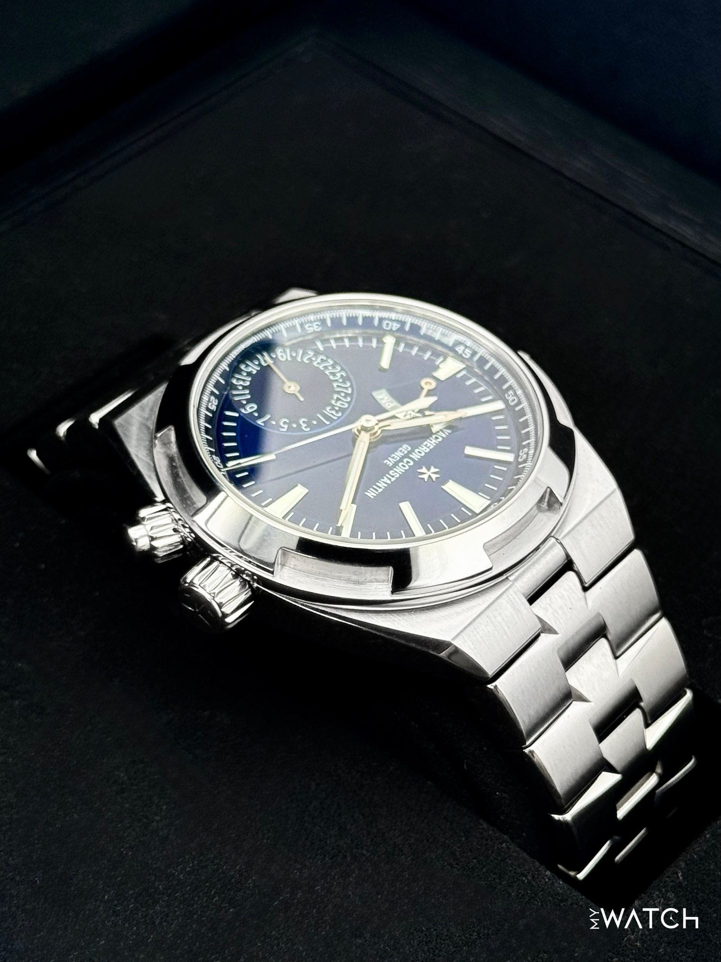 2023 Vacheron Constantin Overseas Dual Time 41mm 7900V Blue Dial - MyWatchLLC
