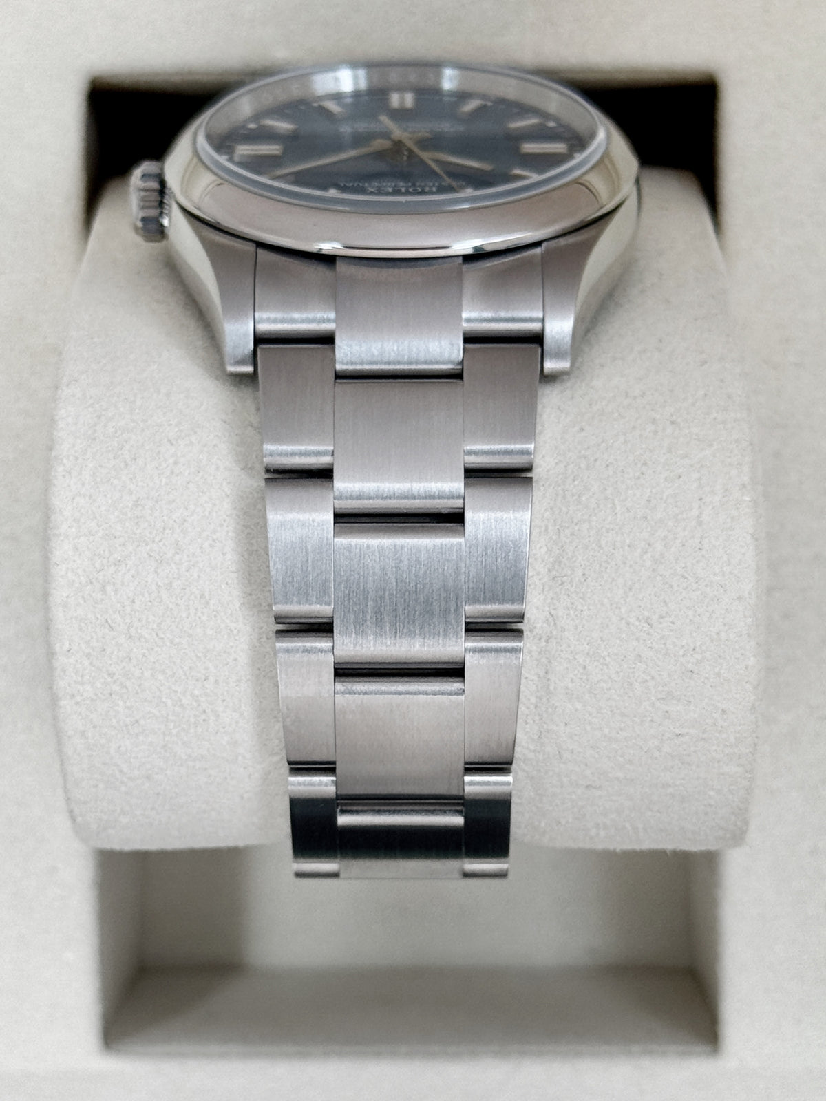 NEW 2026 Rolex Oyster Perpetual 36mm 126000 Med Blue Dial (STICKERED)