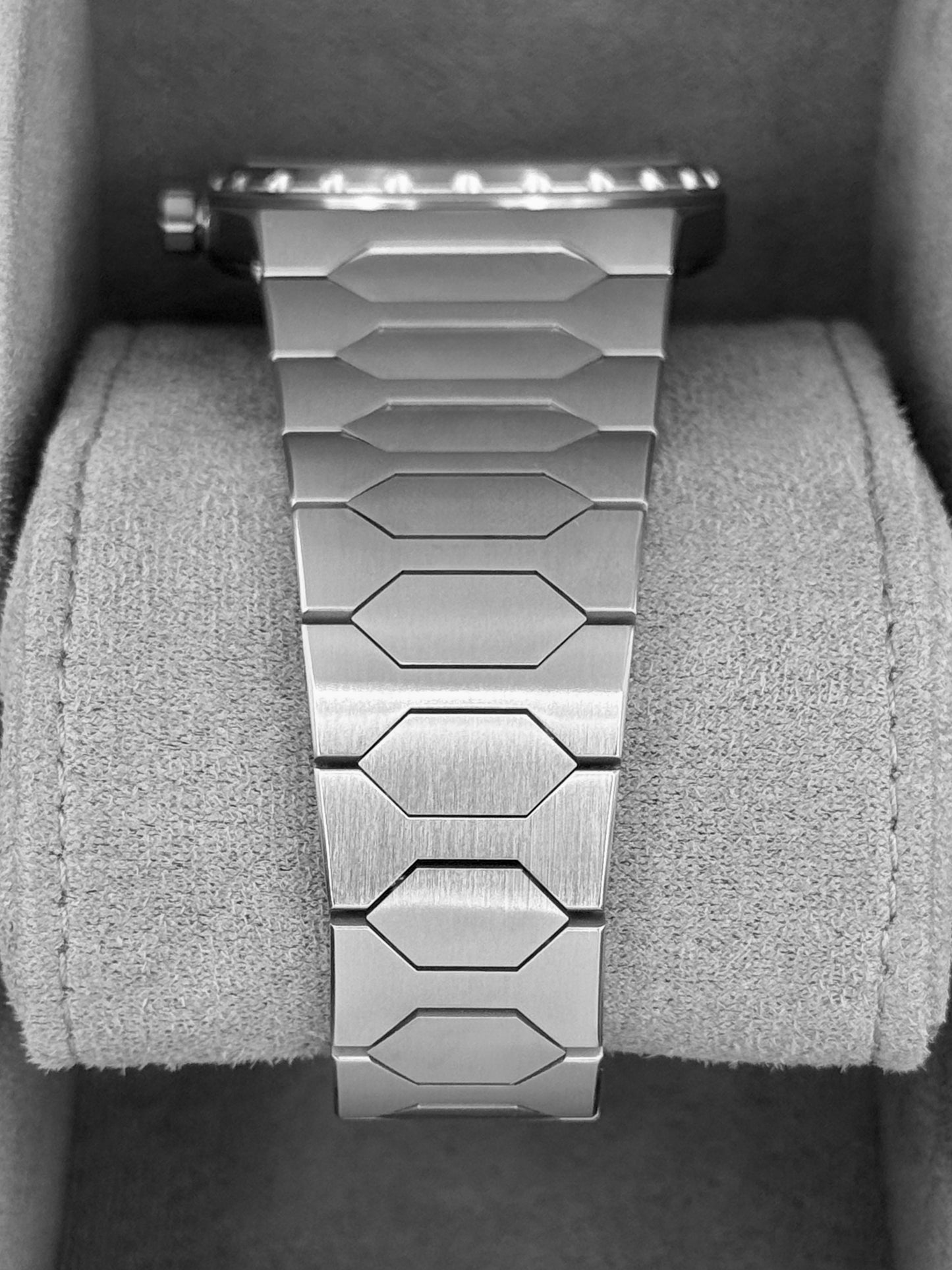 NEW 2026 Vacheron Constantin Historiques 222 37mm 4200H Stainless Steel Blue Dial