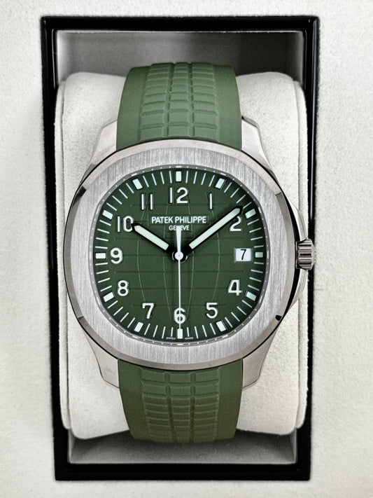 NEW 2026 Patek Philippe Aquanaut 42.2mm 5168G White Gold Green Dial