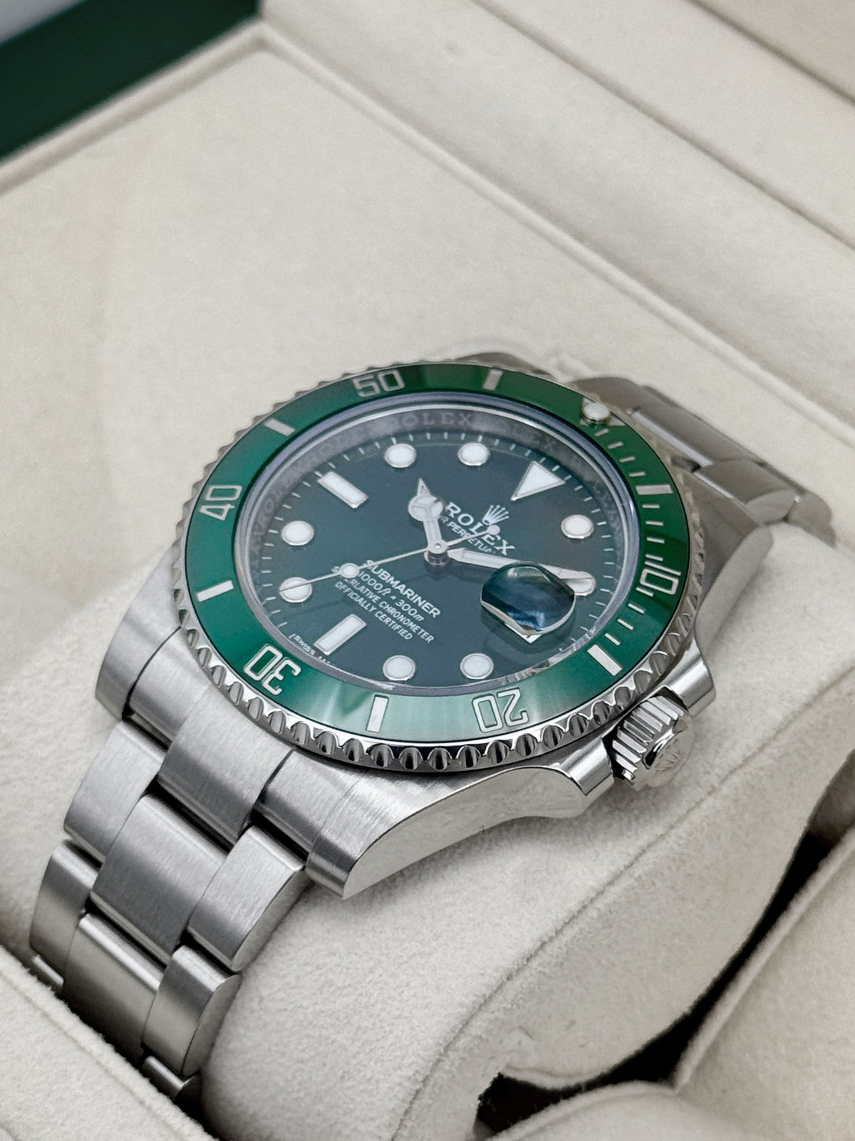 2019 Rolex Submariner Hulk 40mm 116610LV Green Dial