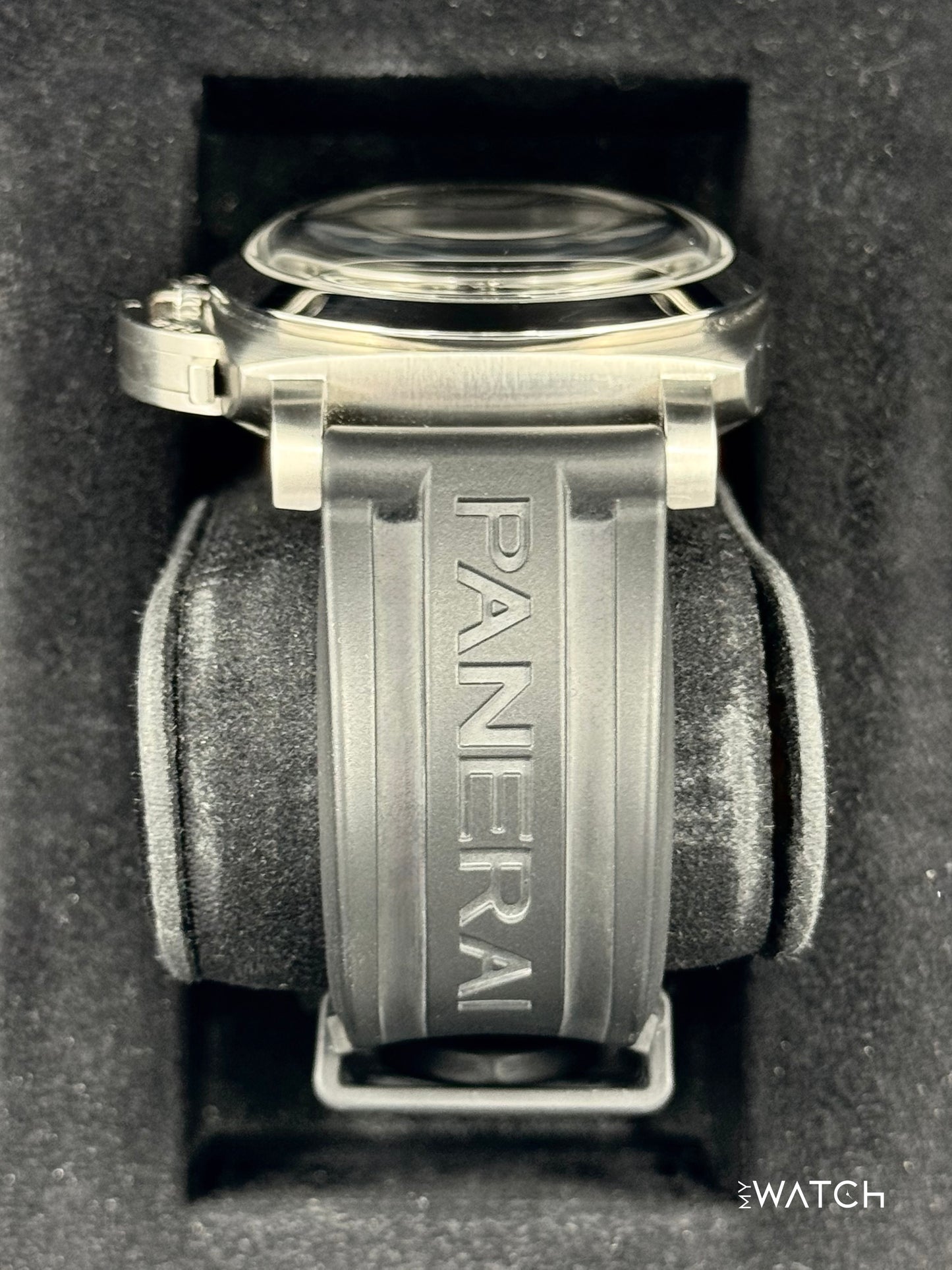 2011 Panerai Luminor 1950 8 Days GMT 44mm PAM00233 Black Dial