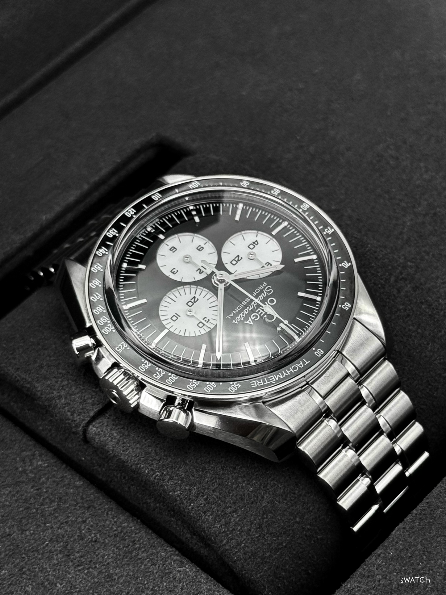 NEW 2026 Omega Speedmaster Moonwatch 42mm 310.30.42.50.01.004 Black Dial (STICKERED)