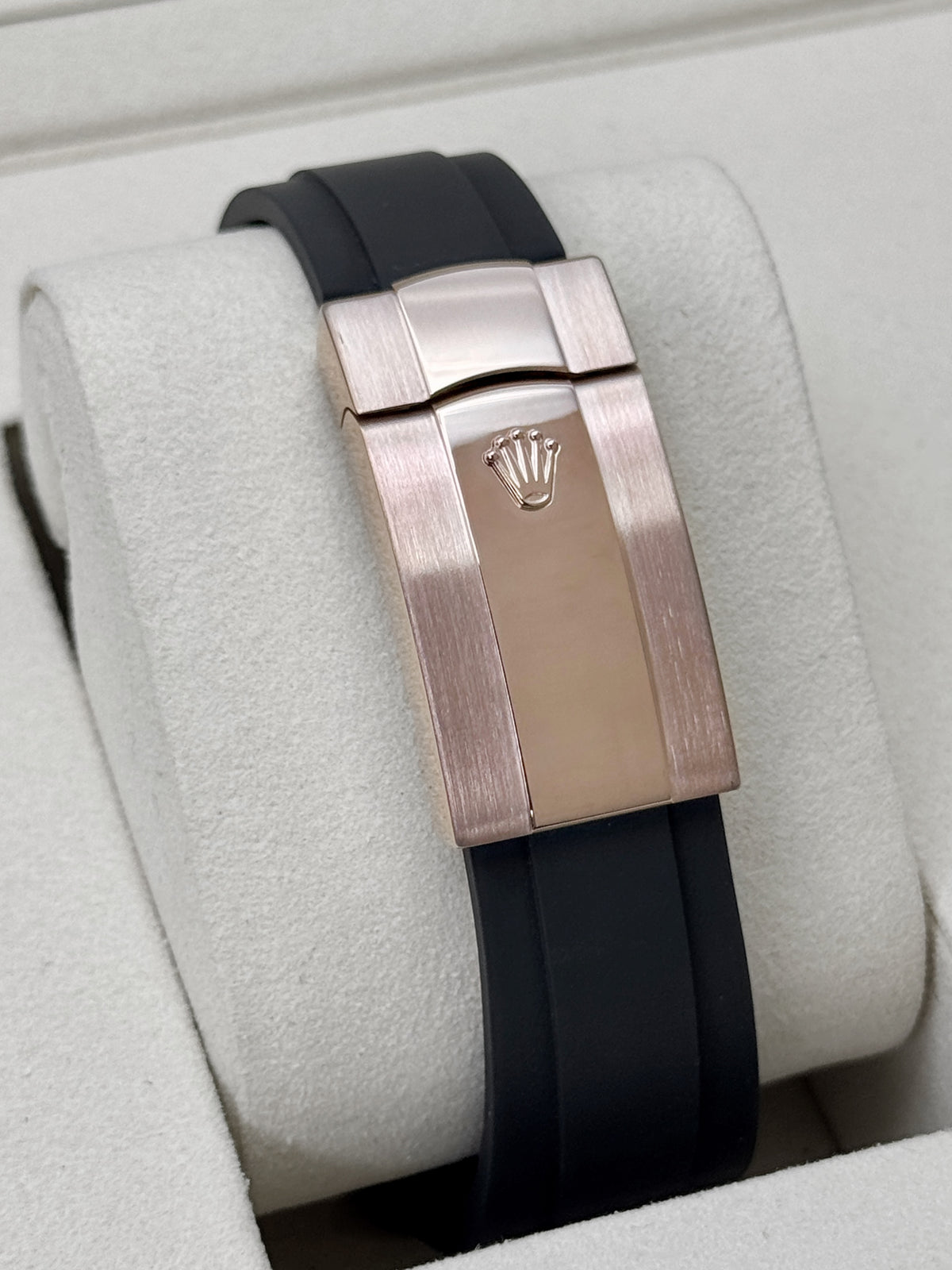 2026 Rolex Sky-Dweller 42mm 336235 Rose Gold Oysterflex Chocolate Dial