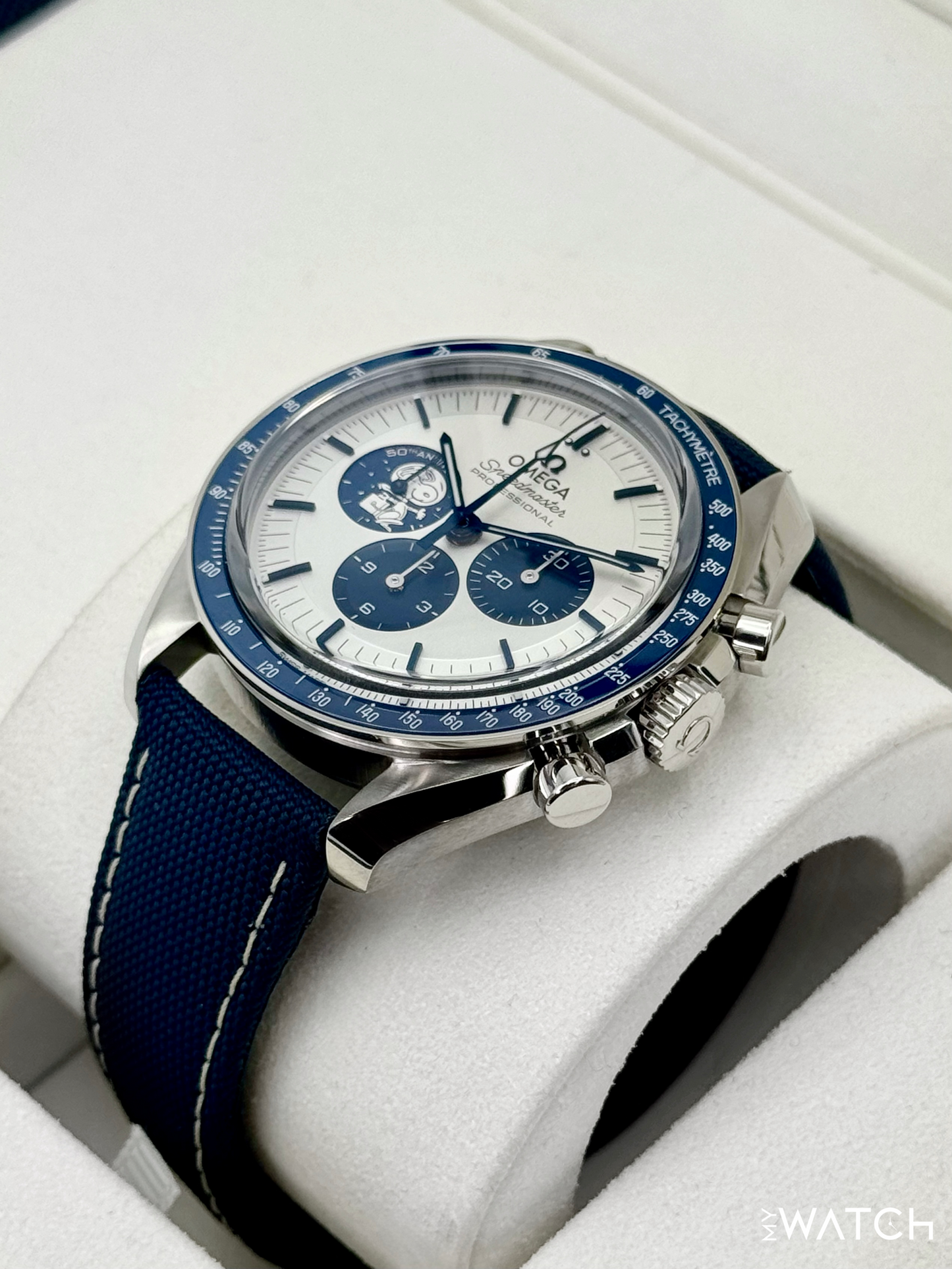 NEW 2026 Omega Speedmaster Silver Snoopy Award 310.32.42.50.02.001 - MyWatchLLC