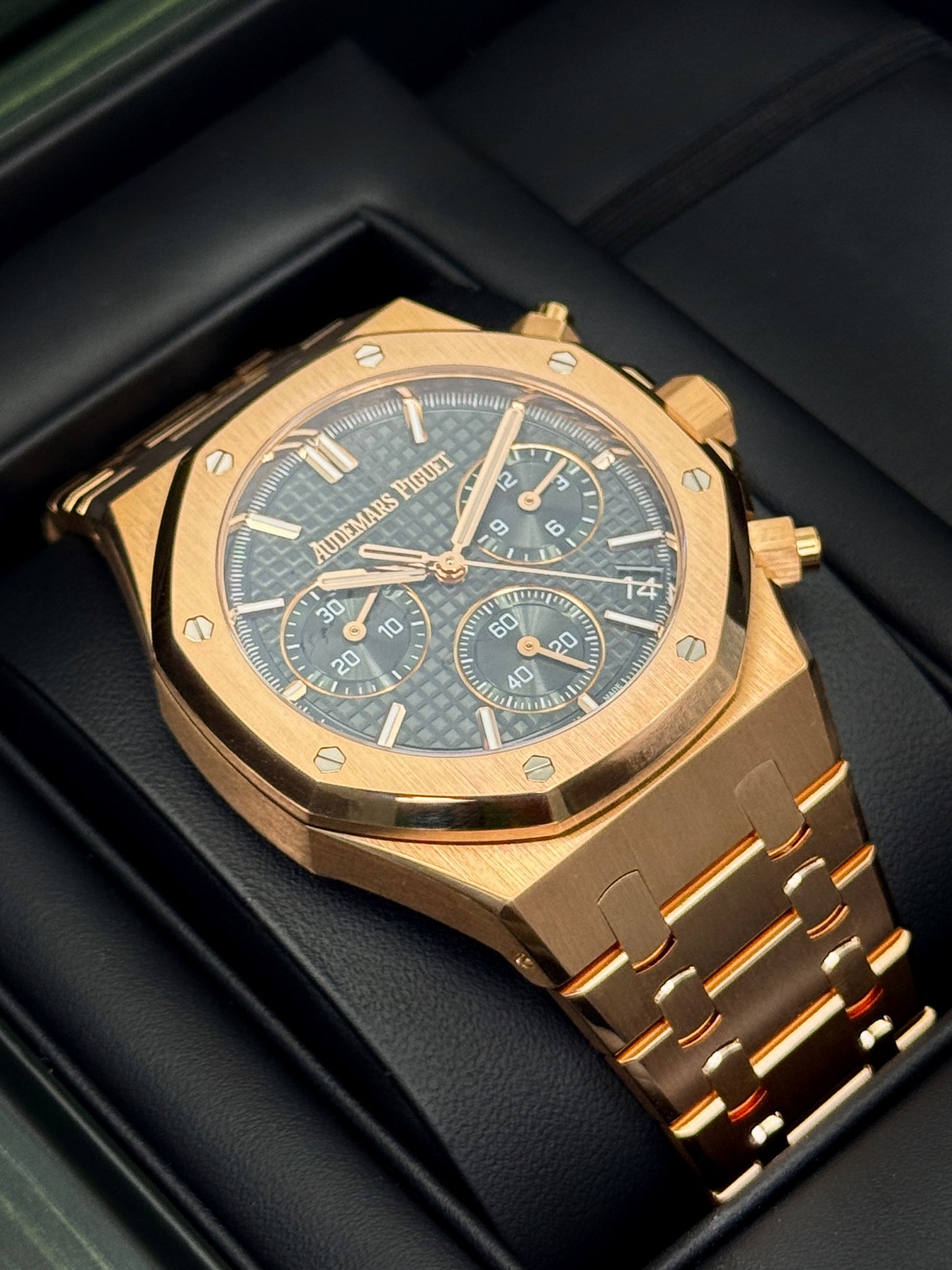 2024 Audemars Piguet Royal Oak Chronograph 41mm 26240OR Green Dial