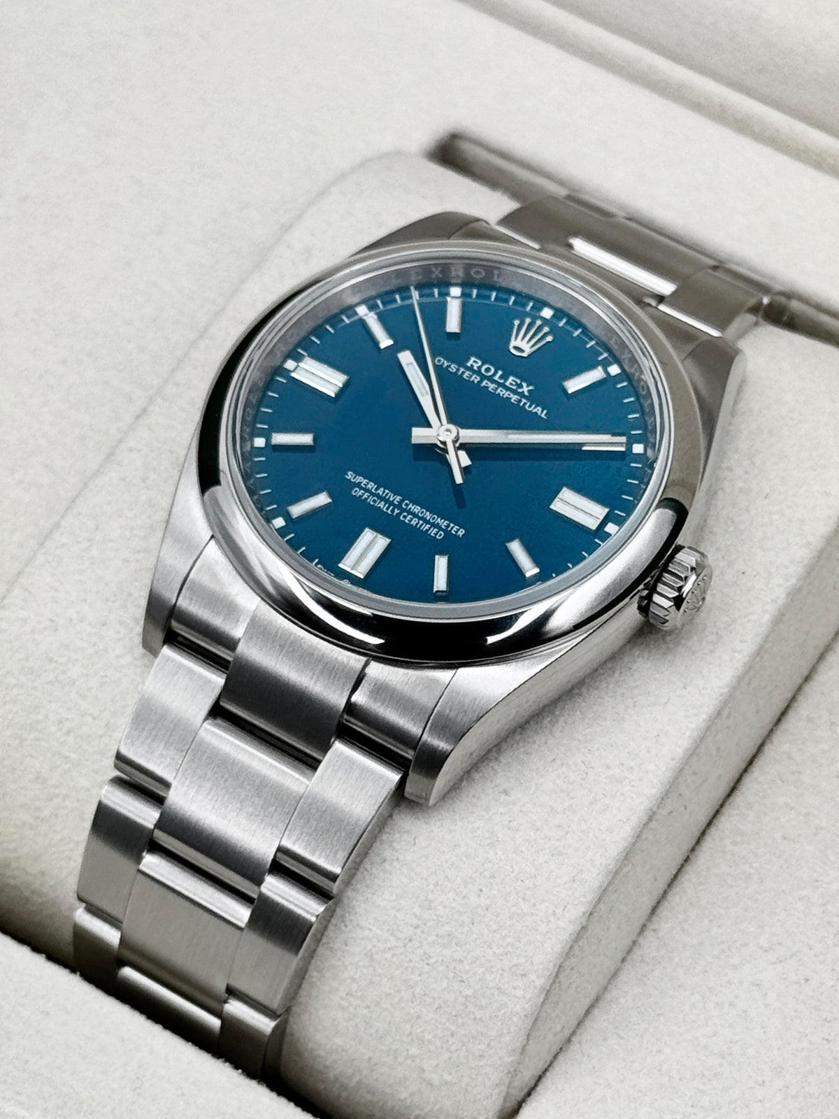 NEW 2026 Rolex Oyster Perpetual 36mm 126000 Med Blue Dial (STICKERED)
