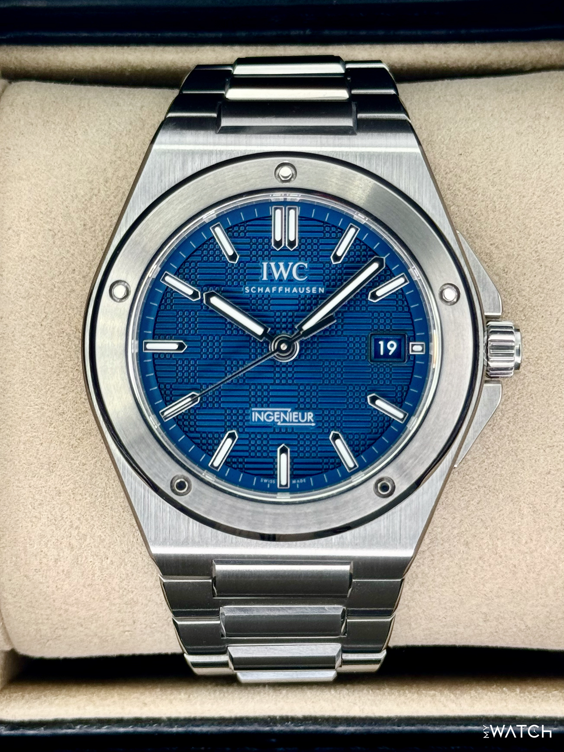 NEW 2026 IWC Ingenieur Automatic 40mm IW328907 Stainless Steel Blue Dial - MyWatchLLC