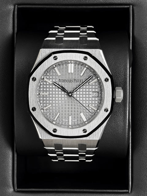 2025 Audemars Piguet Royal Oak 37mm 15550ST Stainless Steel Grey Dial