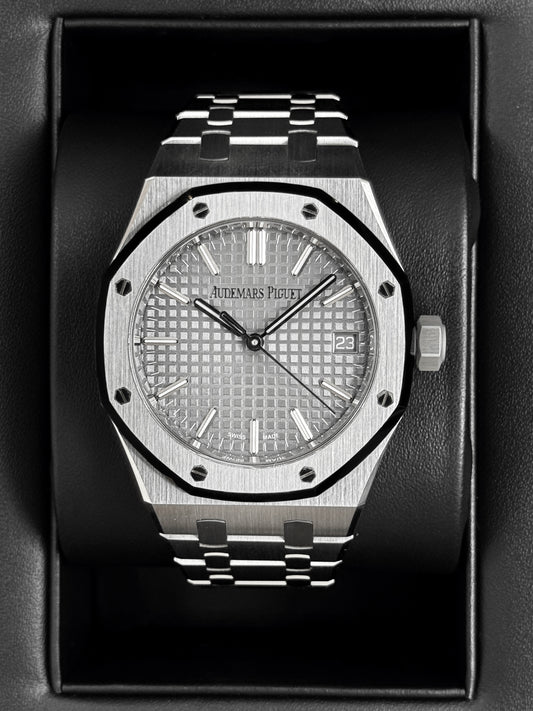 2025 Audemars Piguet Royal Oak 37mm 15550ST Stainless Steel Grey Dial