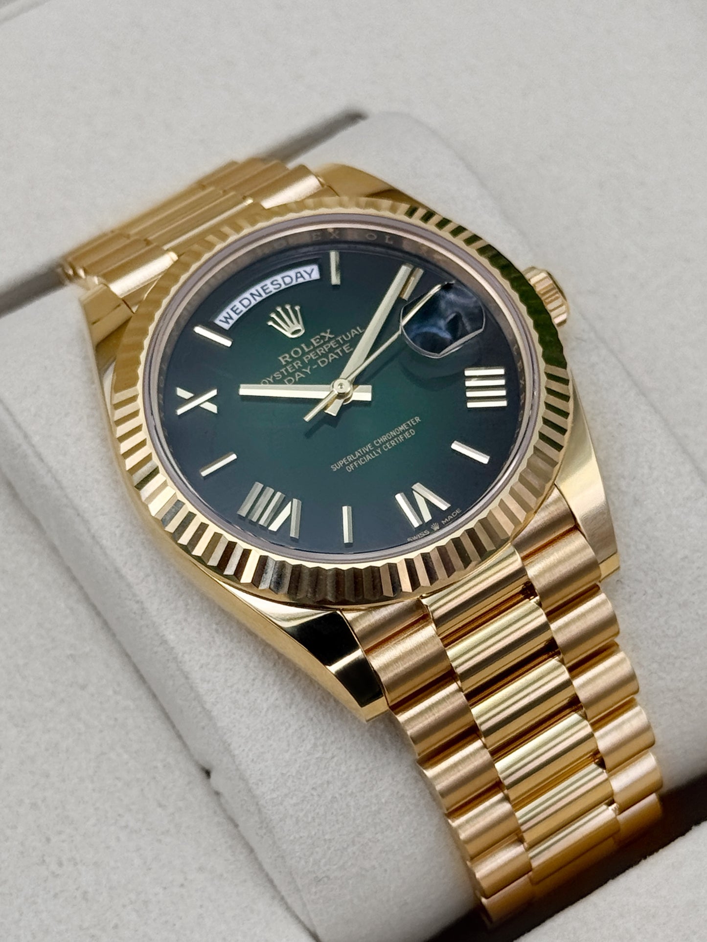 NEW 2026 Rolex Day-Date 40mm 228238 Presidential Green Ombre Dial