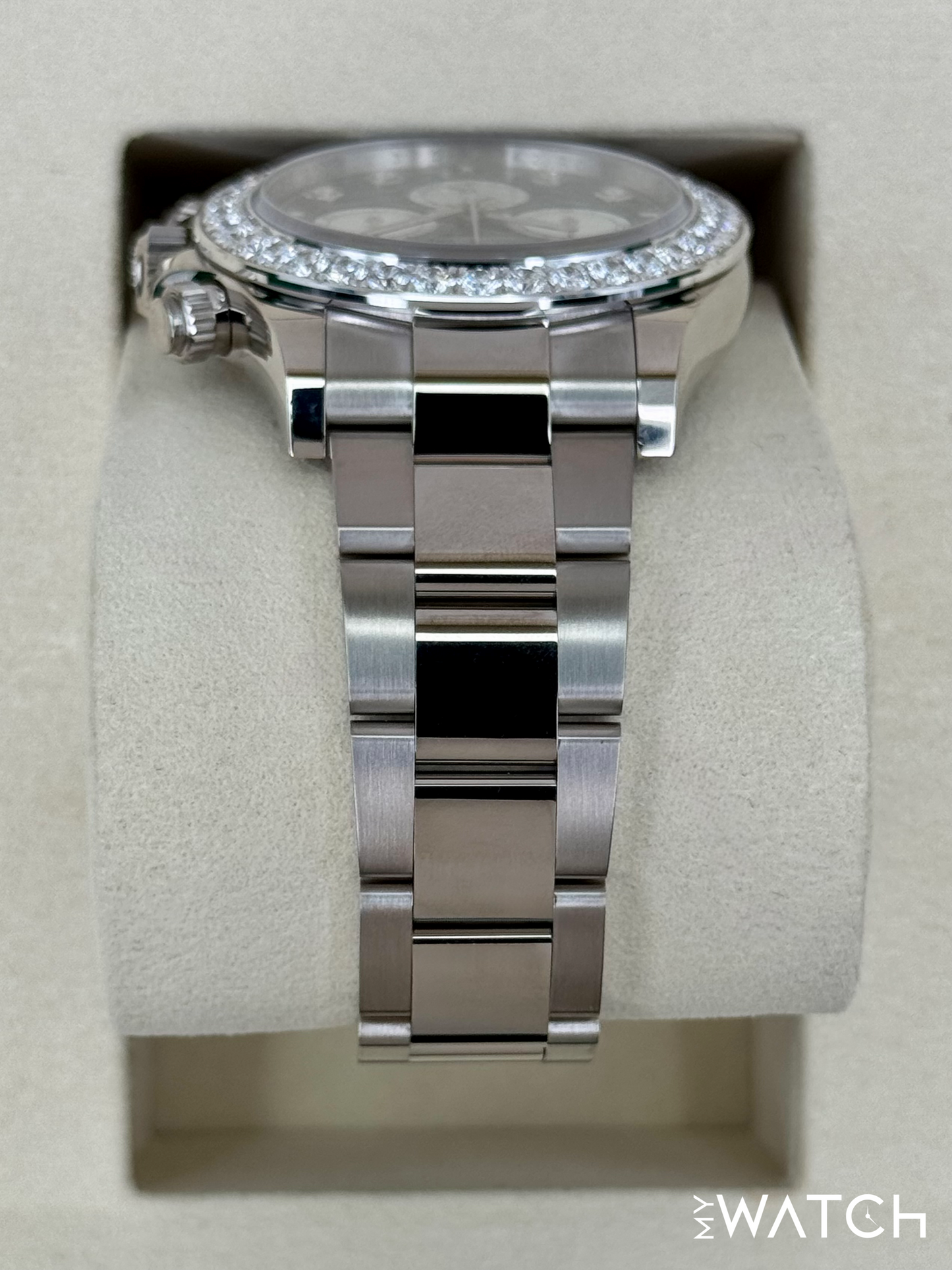 NEW 2025 Rolex Daytona 40mm 126579RBR Mother of Pearl Diamond Dial