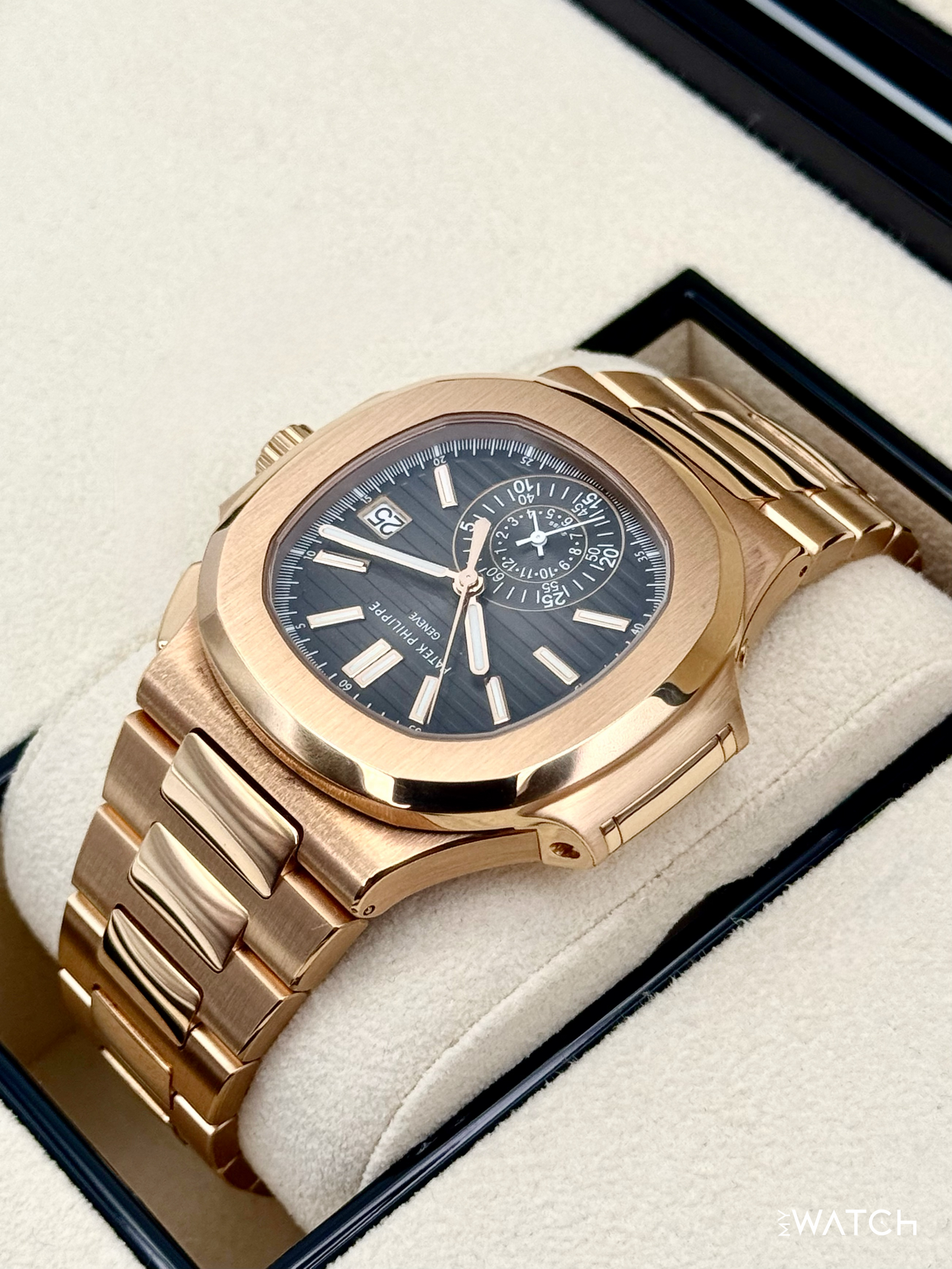 2023 Patek Philippe Nautilus Chrono 40.5mm 5980/1R Rose Gold Gray Dial