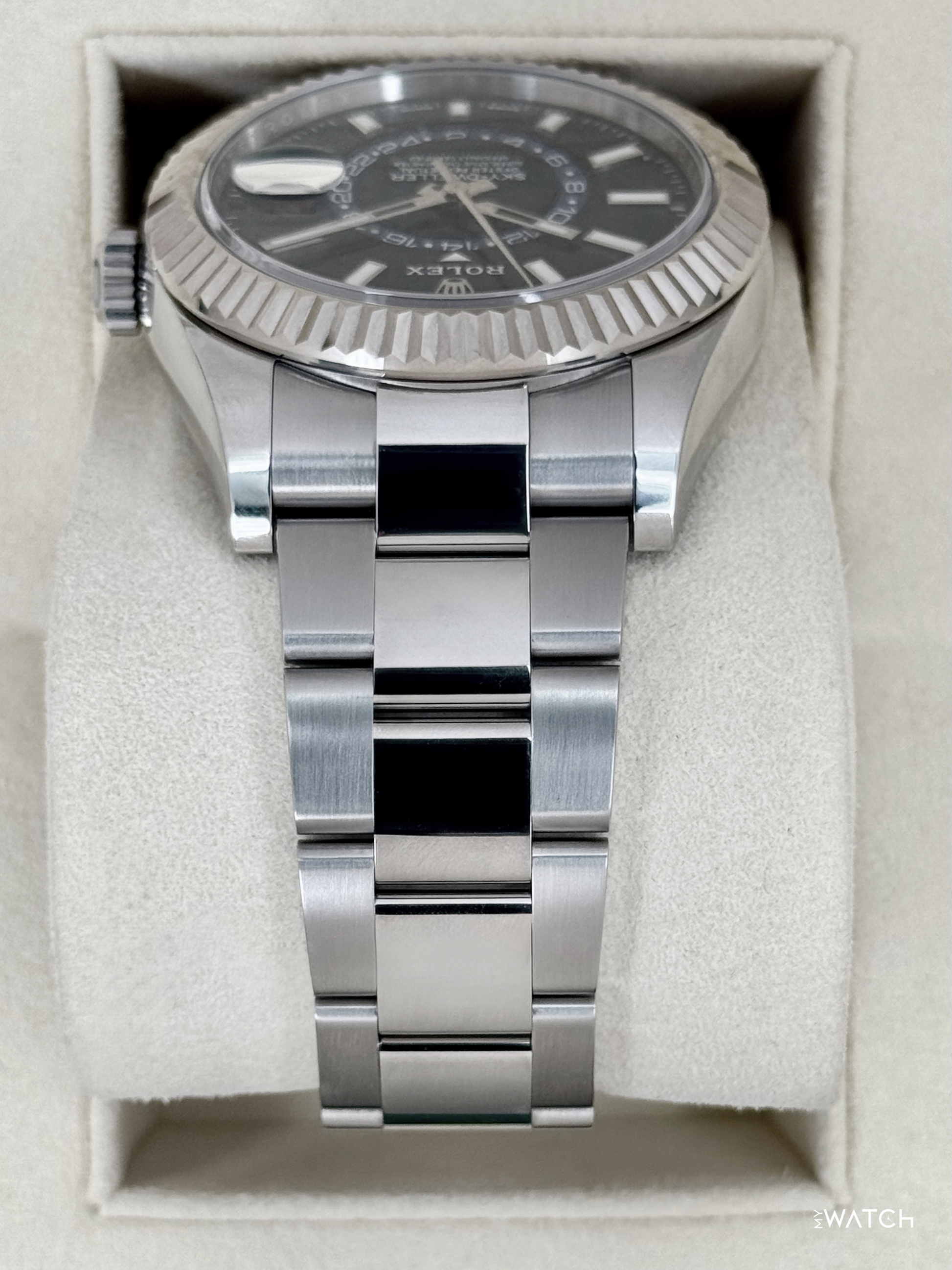 2017 Rolex Sky-Dweller 42mm 326934 Stainless Steel Oyster Blue Dial