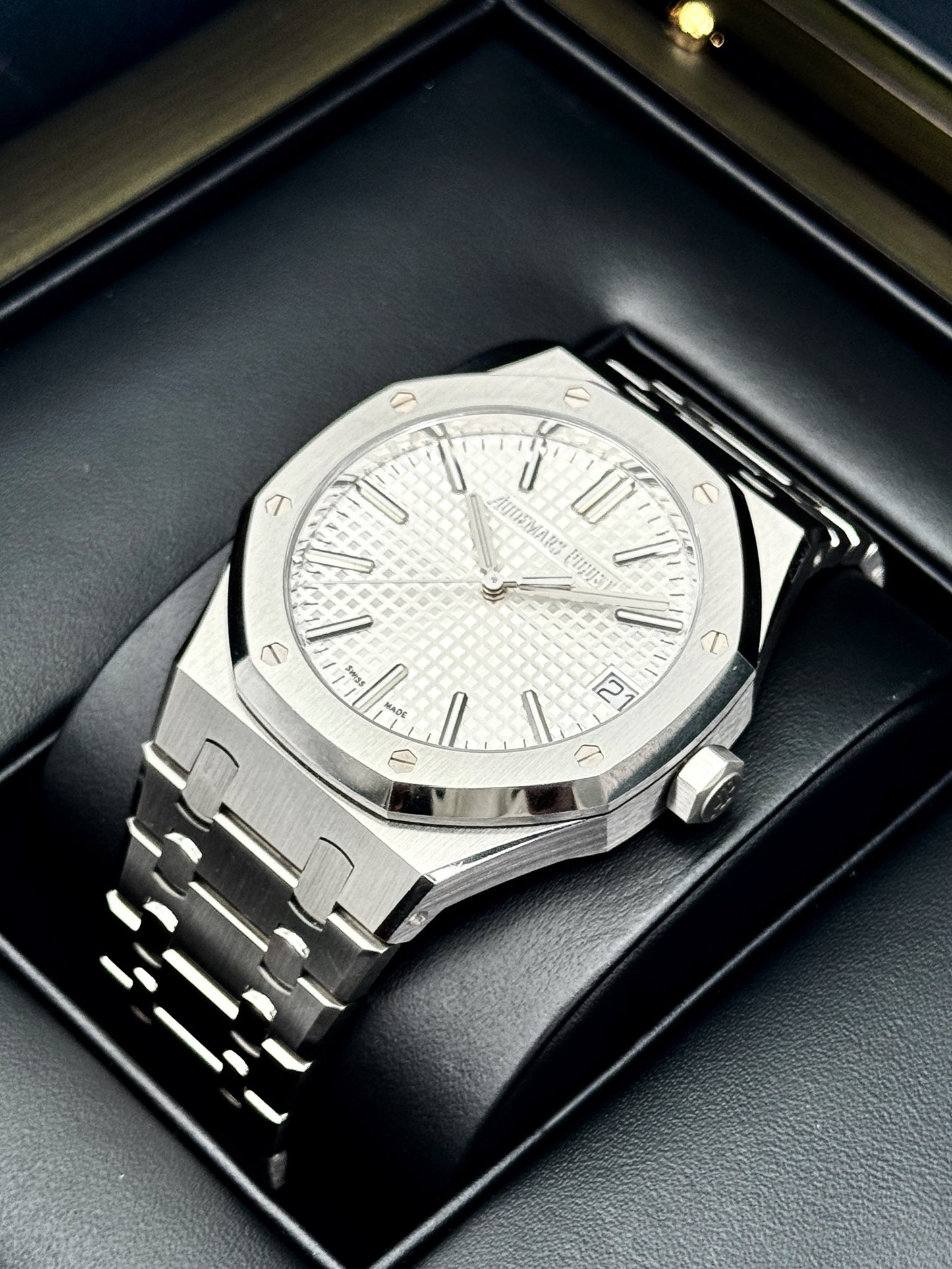 2024 Audemars Piguet Royal Oak 41mm 15510ST Stainless Steel White Dial