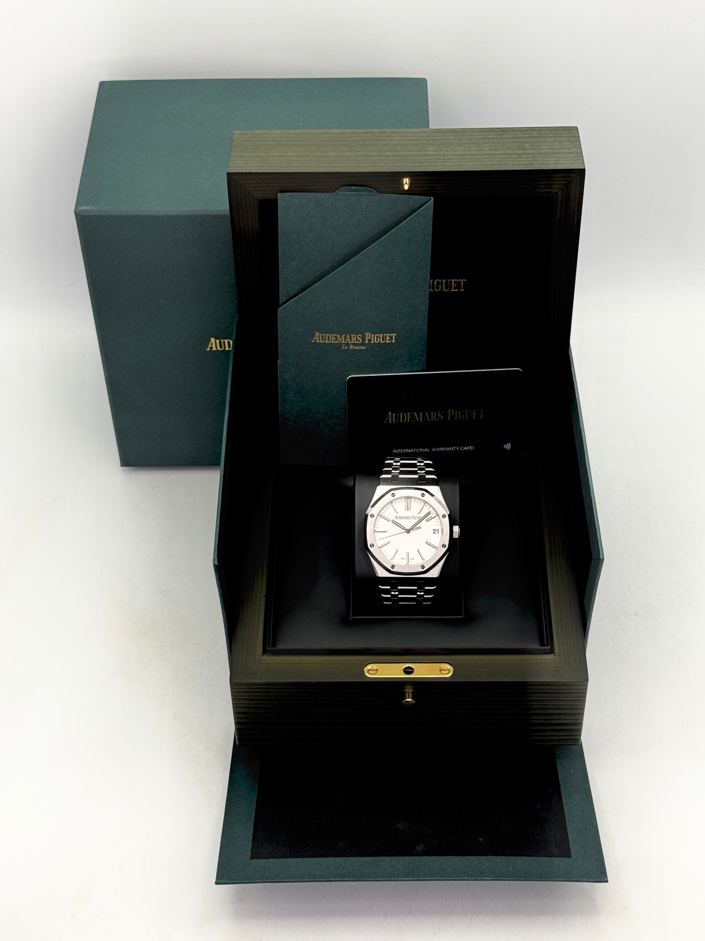 2024 Audemars Piguet Royal Oak 41mm 15510ST Stainless Steel White Dial