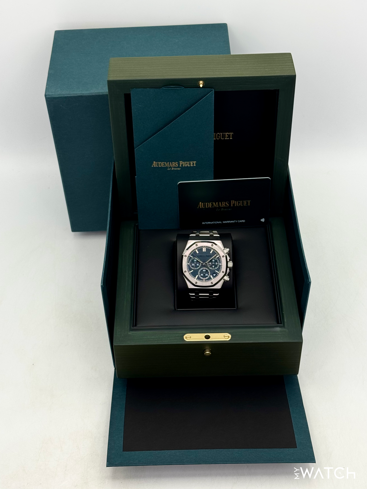 NEW 2026 Audemars Piguet Royal Oak Chronograph 41mm 26240ST Blue Dial