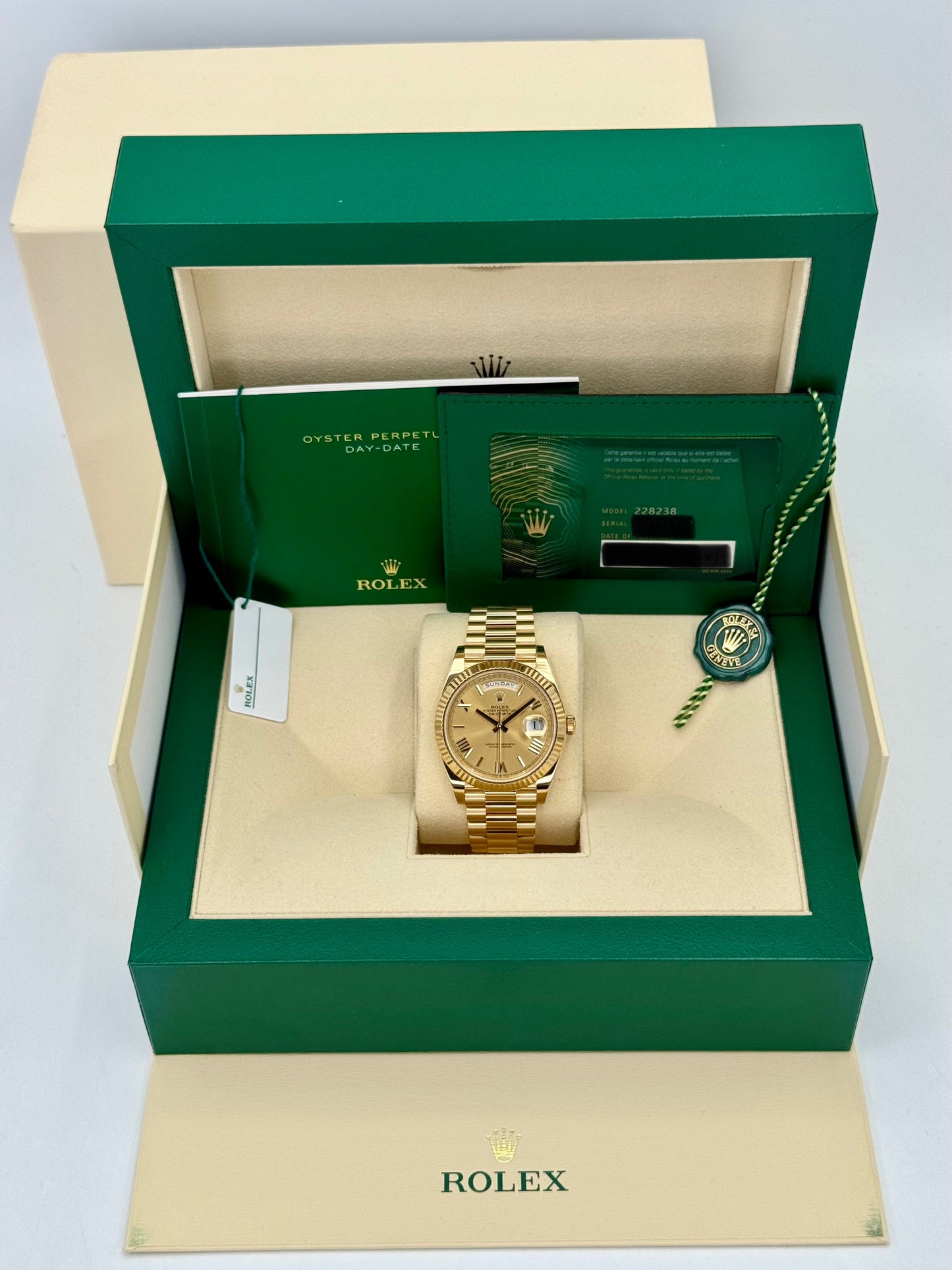 2021 Rolex Day-Date 40mm 228238 Presidential Champagne Dial