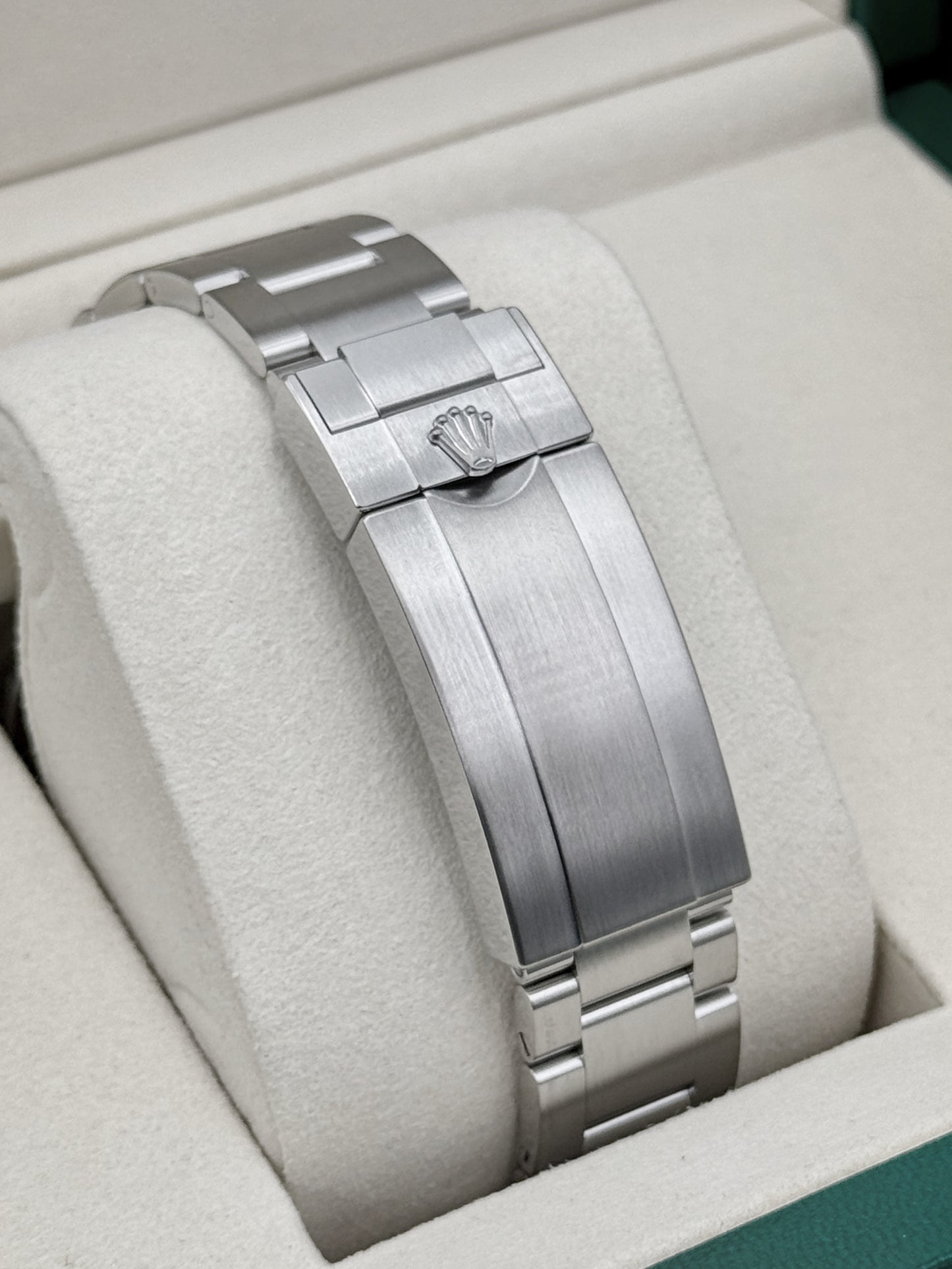 2025 Rolex Sea-Dweller 43mm 126600 Black Dial