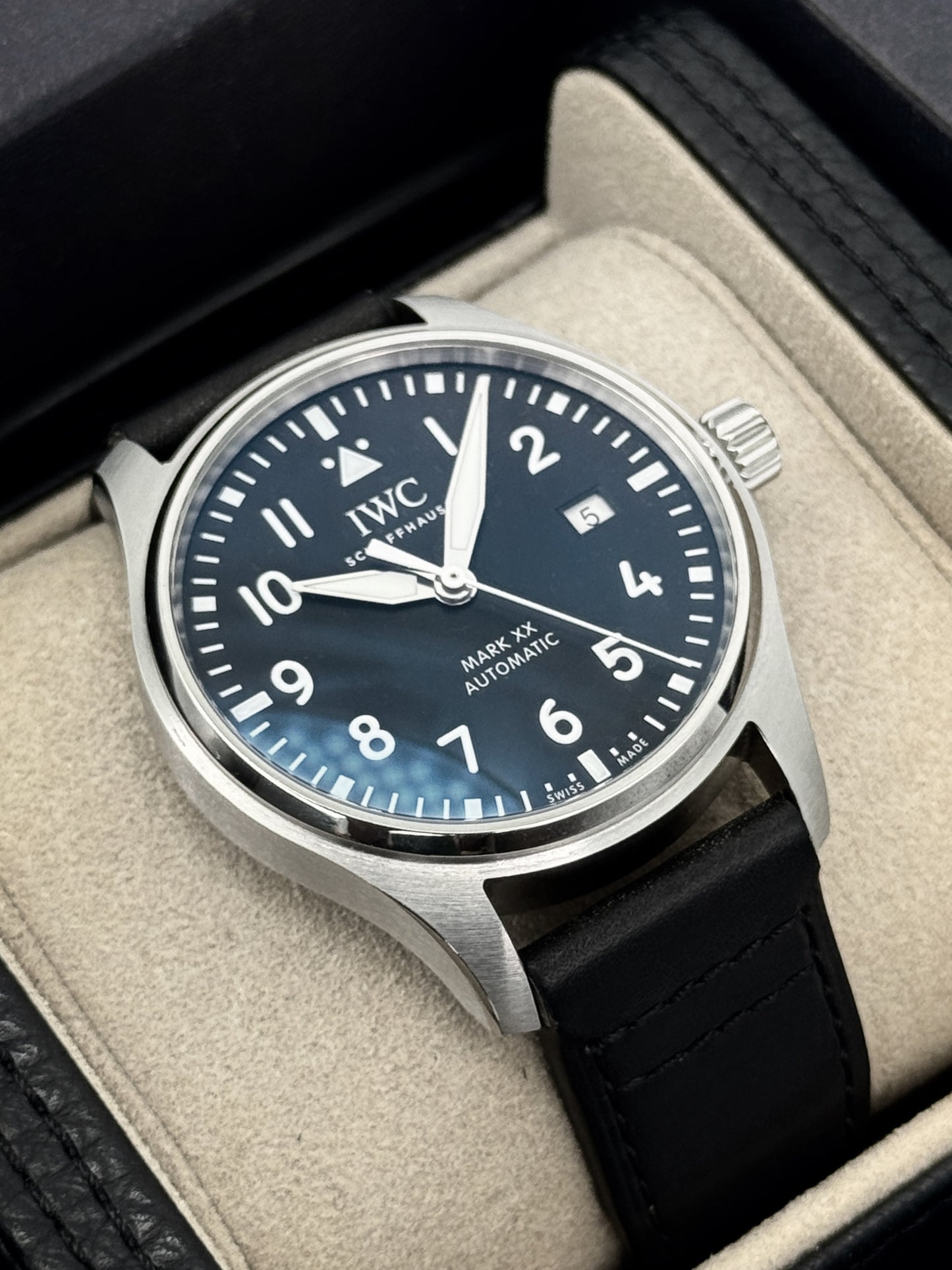 2026 IWC Pilot's Watch Mark XX 40mm IW328201 Stainless Steel Black Dial
