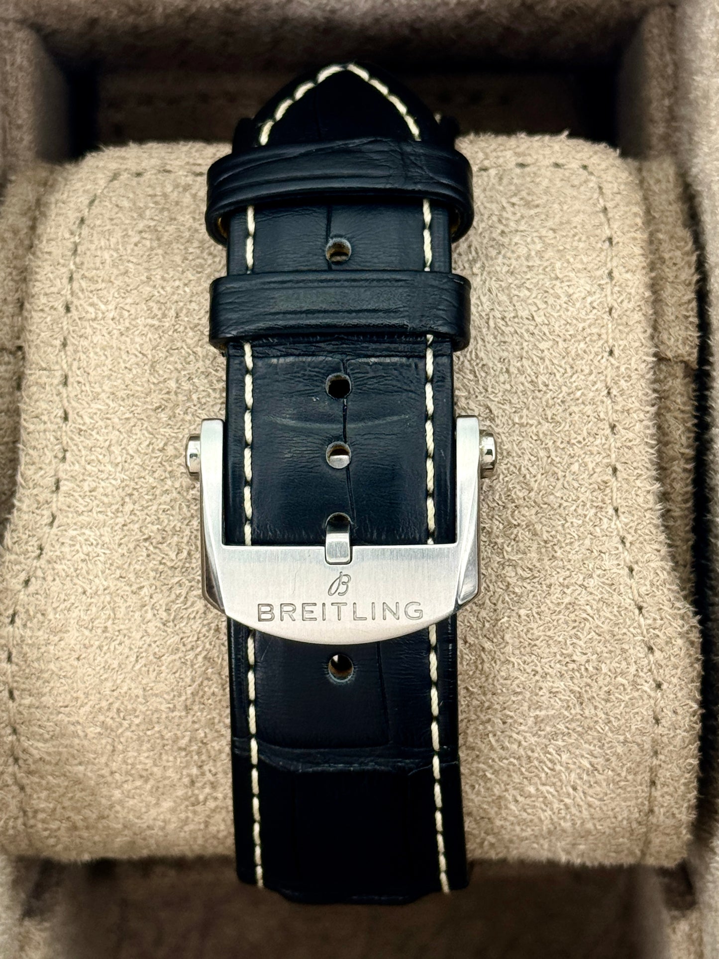 2024 Breitling Navitimer B01 Limited Edition 46mm UB0137 Two-Tone Blue Dial