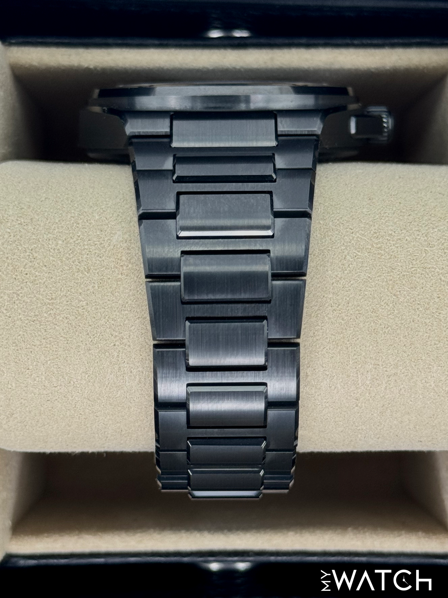 2025 IWC Ingenieur Automatic 42mm IW338903 Ceramic Black Dial