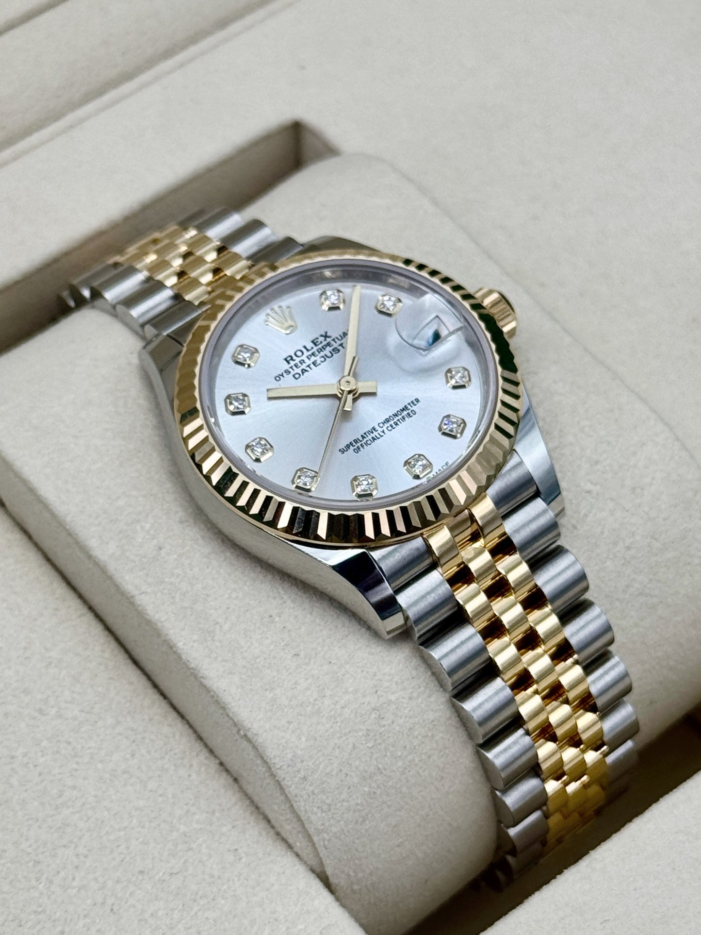 NEW 2026 Rolex Lady Datejust 31mm 278273 Two-Tone Jubilee Silver Diamond Dial