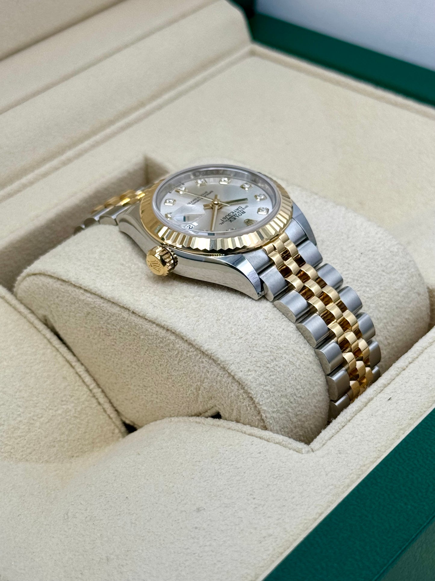 NEW 2024 Rolex Lady Datejust 28mm 279173 Jubilee Silver Diamond Dial