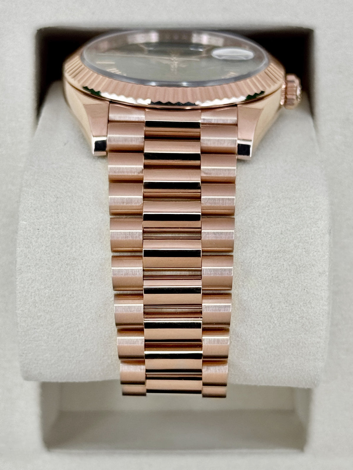 NEW 2025 Rolex Day-Date 40mm 228235 Presidential Rose Gold Olive Green Dial
