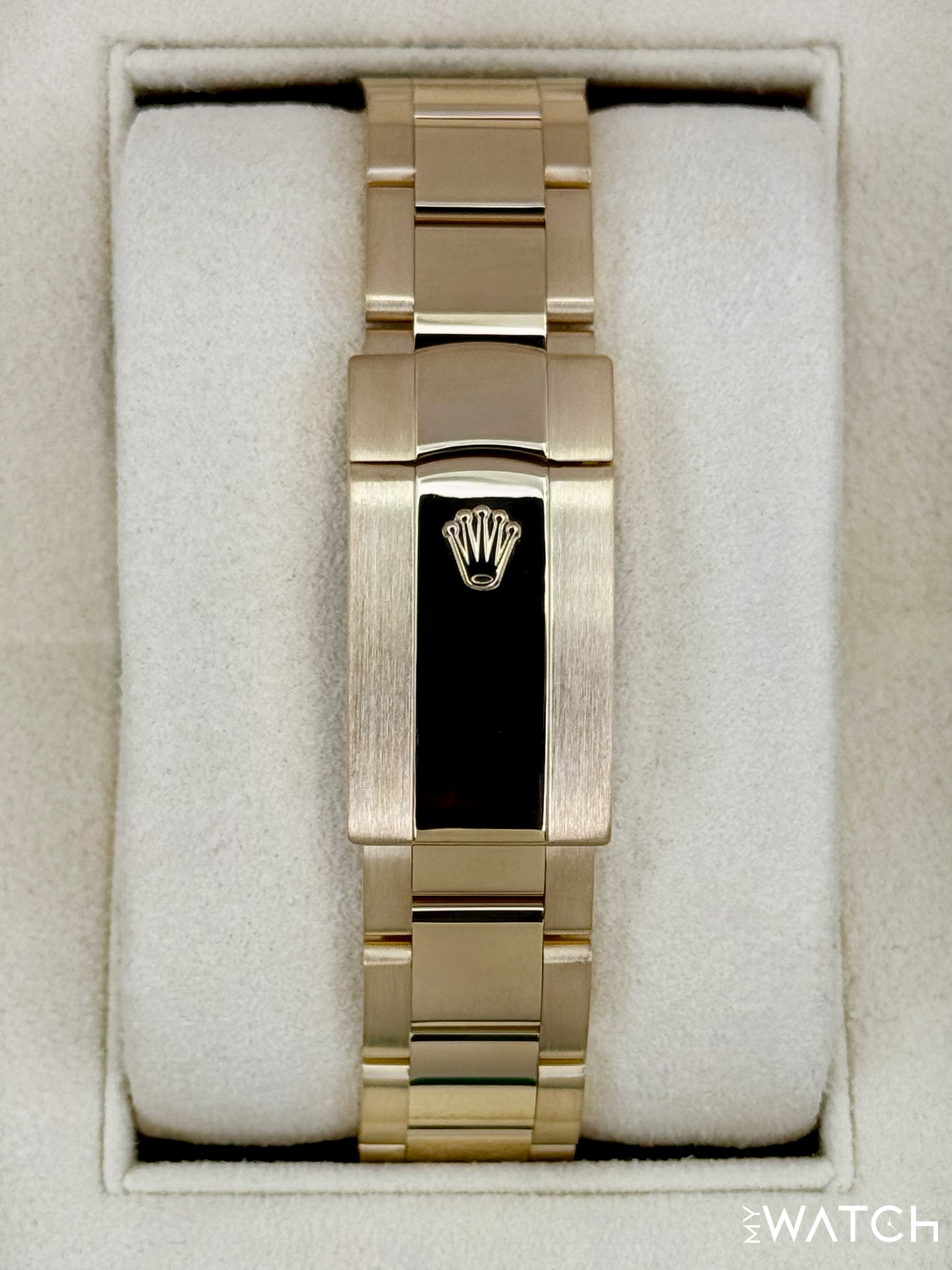 2019 Rolex Sky-Dweller 42mm 326938 18K Yellow Gold Oyster Black Dial