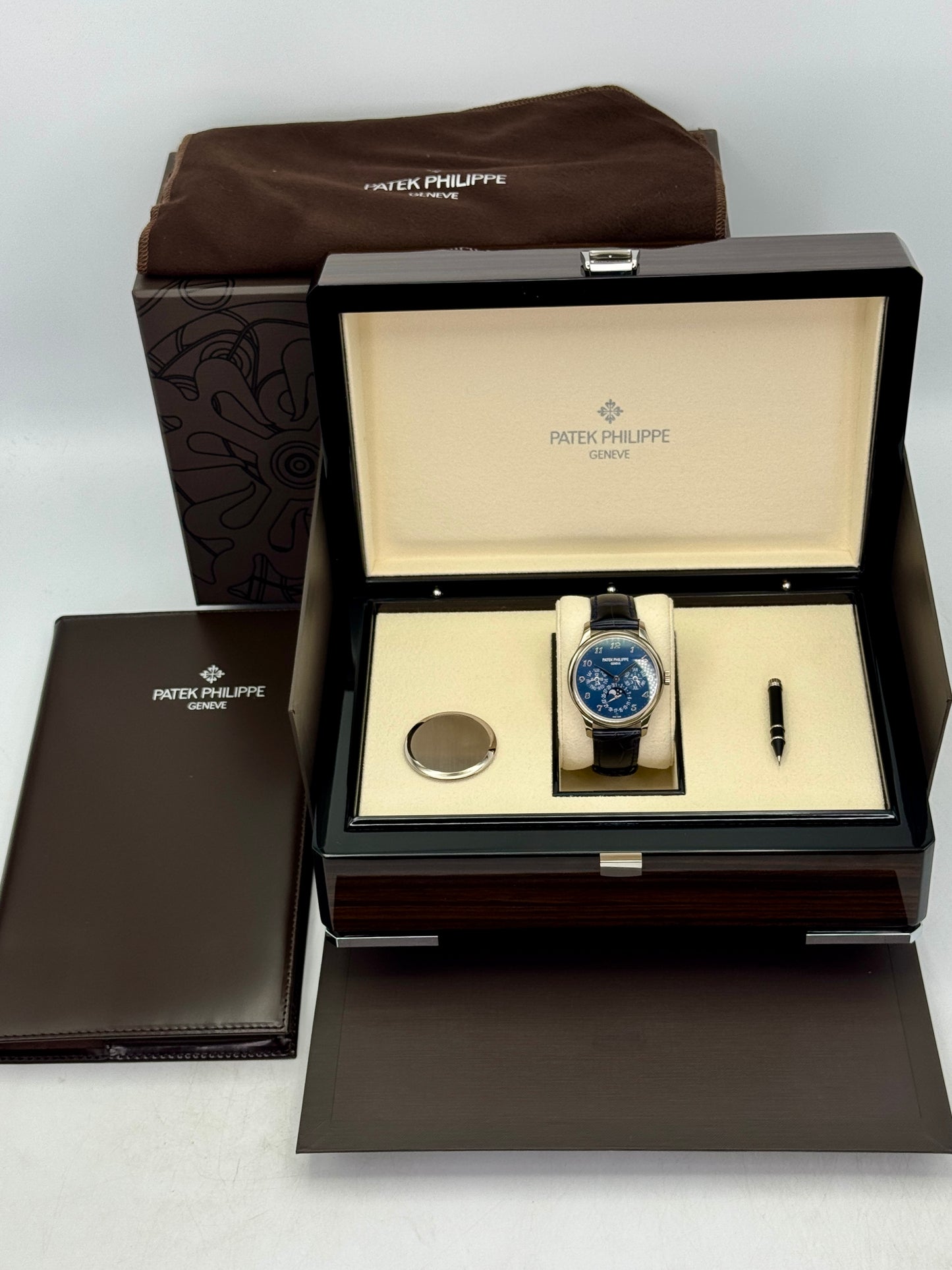 2021 Patek Philippe Perpetual Calendar 39mm 5327G White Gold Blue Dial