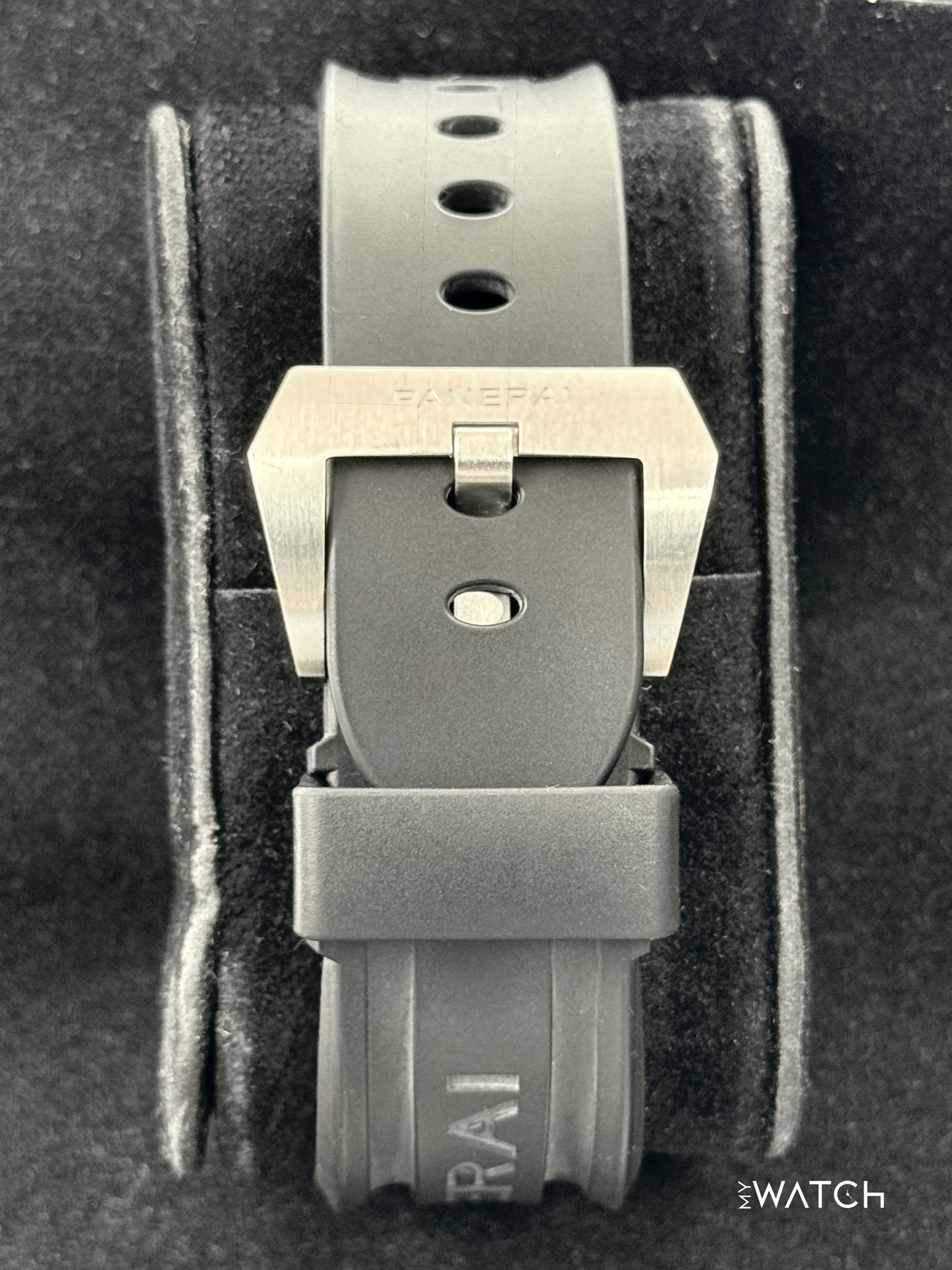 2011 Panerai Luminor 1950 8 Days GMT 44mm PAM00233 Black Dial