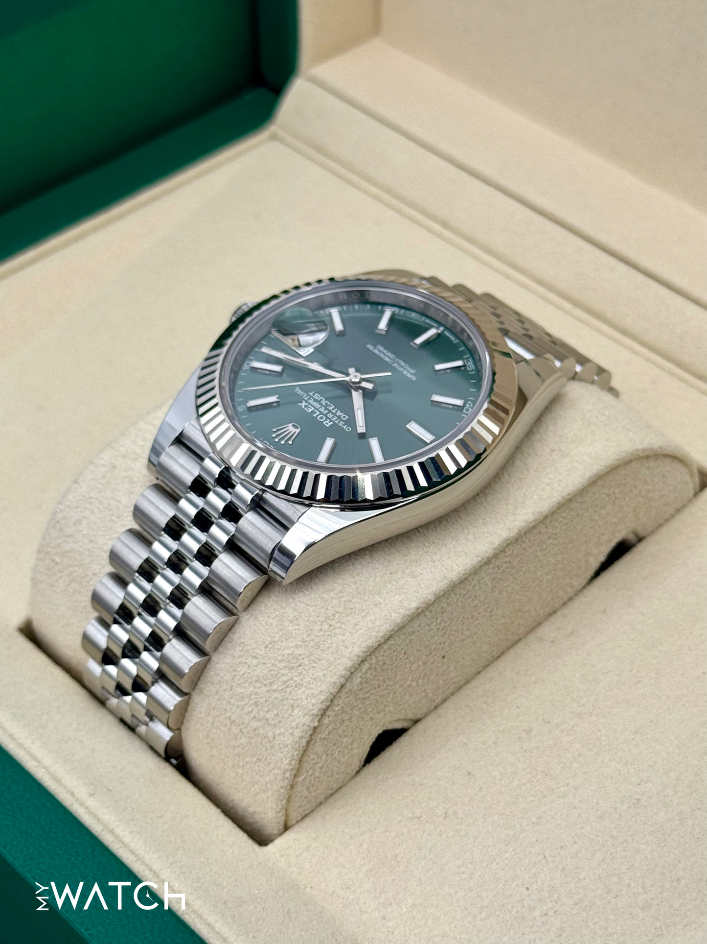 2025 Rolex Datejust 41mm 126334 Jubilee Green Dial