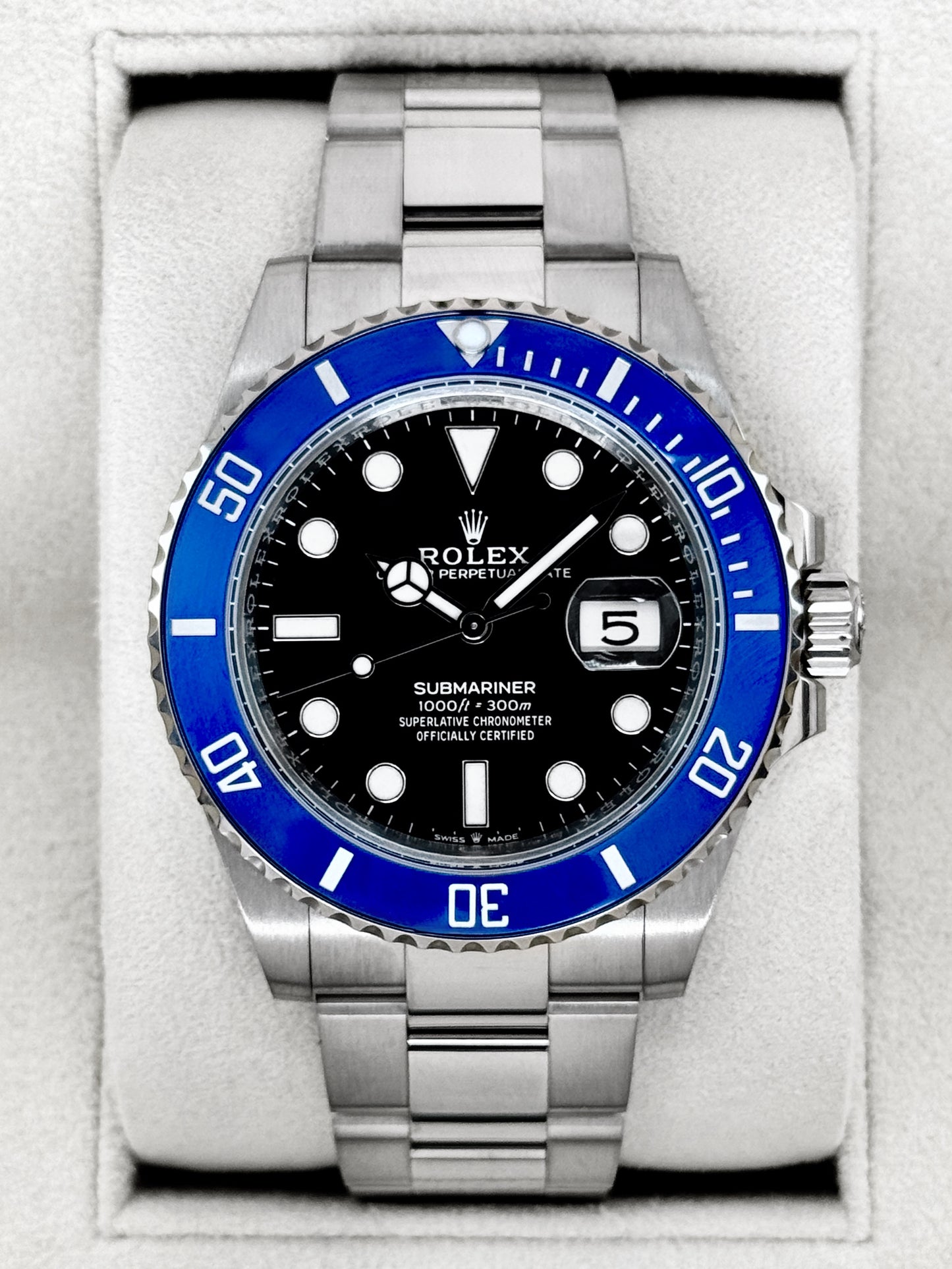 2025 Rolex Submariner “Cookie Monster ” 41mm 126619LB White Gold Black Dial