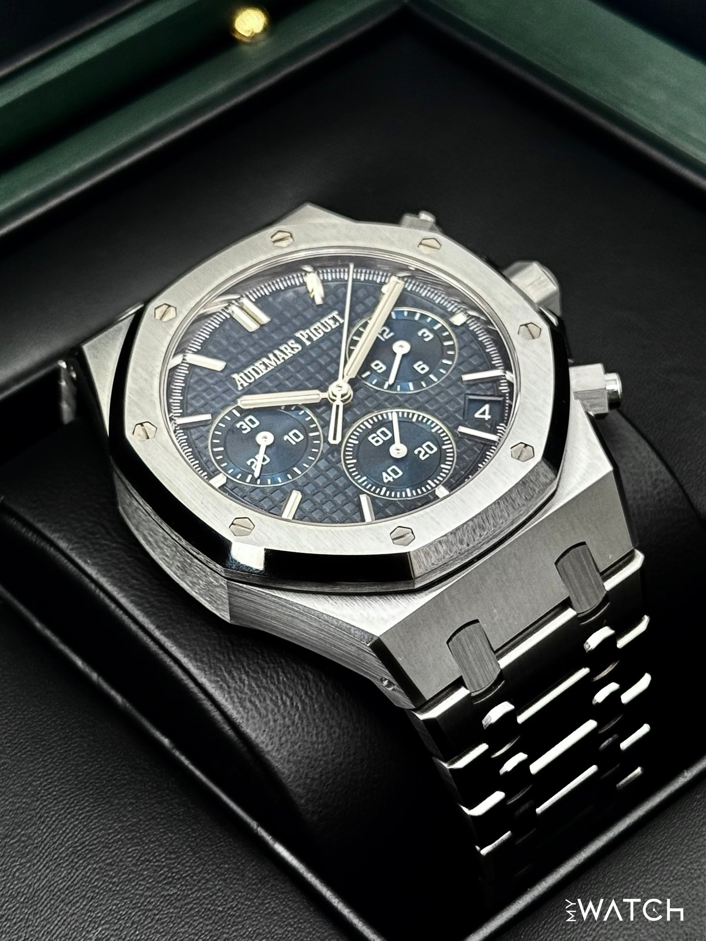 NEW 2026 Audemars Piguet Royal Oak Chronograph 41mm 26240ST Blue Dial