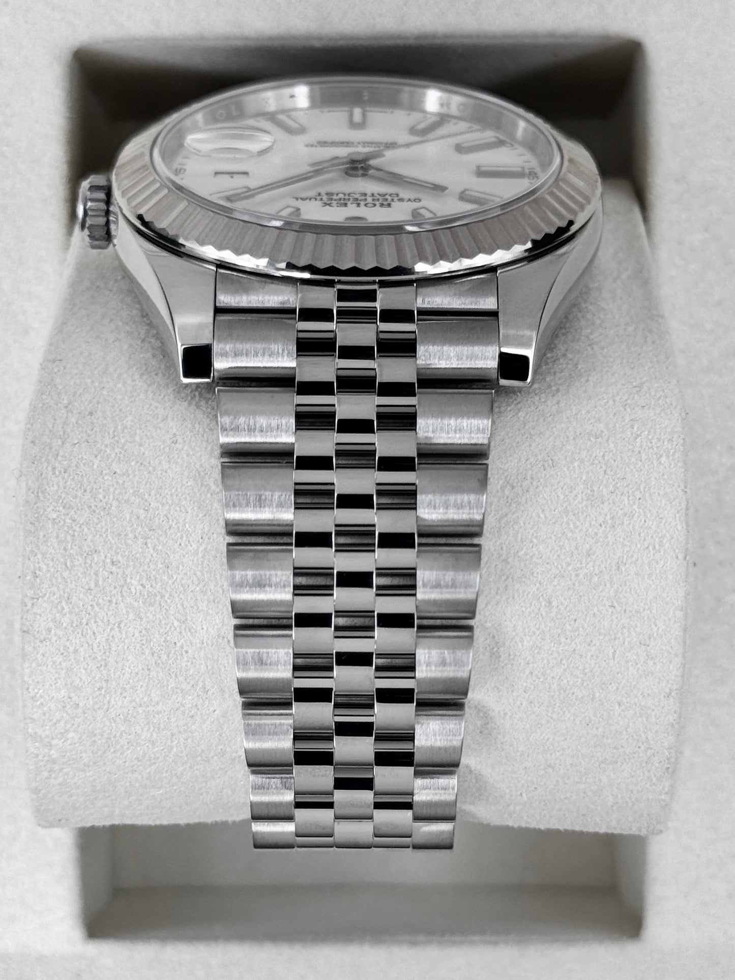 2026 Rolex Datejust 41mm 126334 Stainless Steel Jubilee White Dial