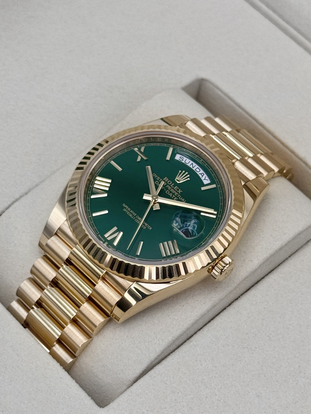 NEW 2026 Rolex Day-Date 40mm 228238 Presidential Green Dial (NEW STYLE CARD)
