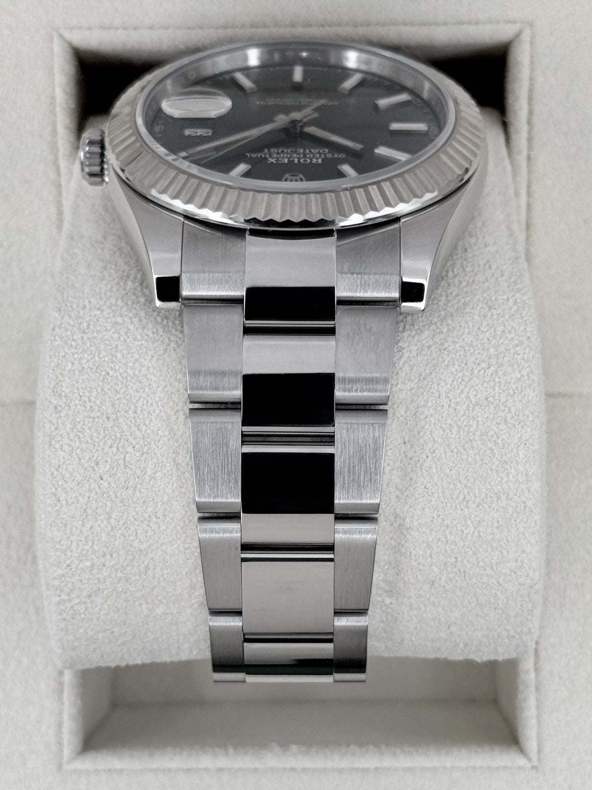 2025 Rolex Datejust 41mm 126334 Stainless Steel Oyster Green Dial