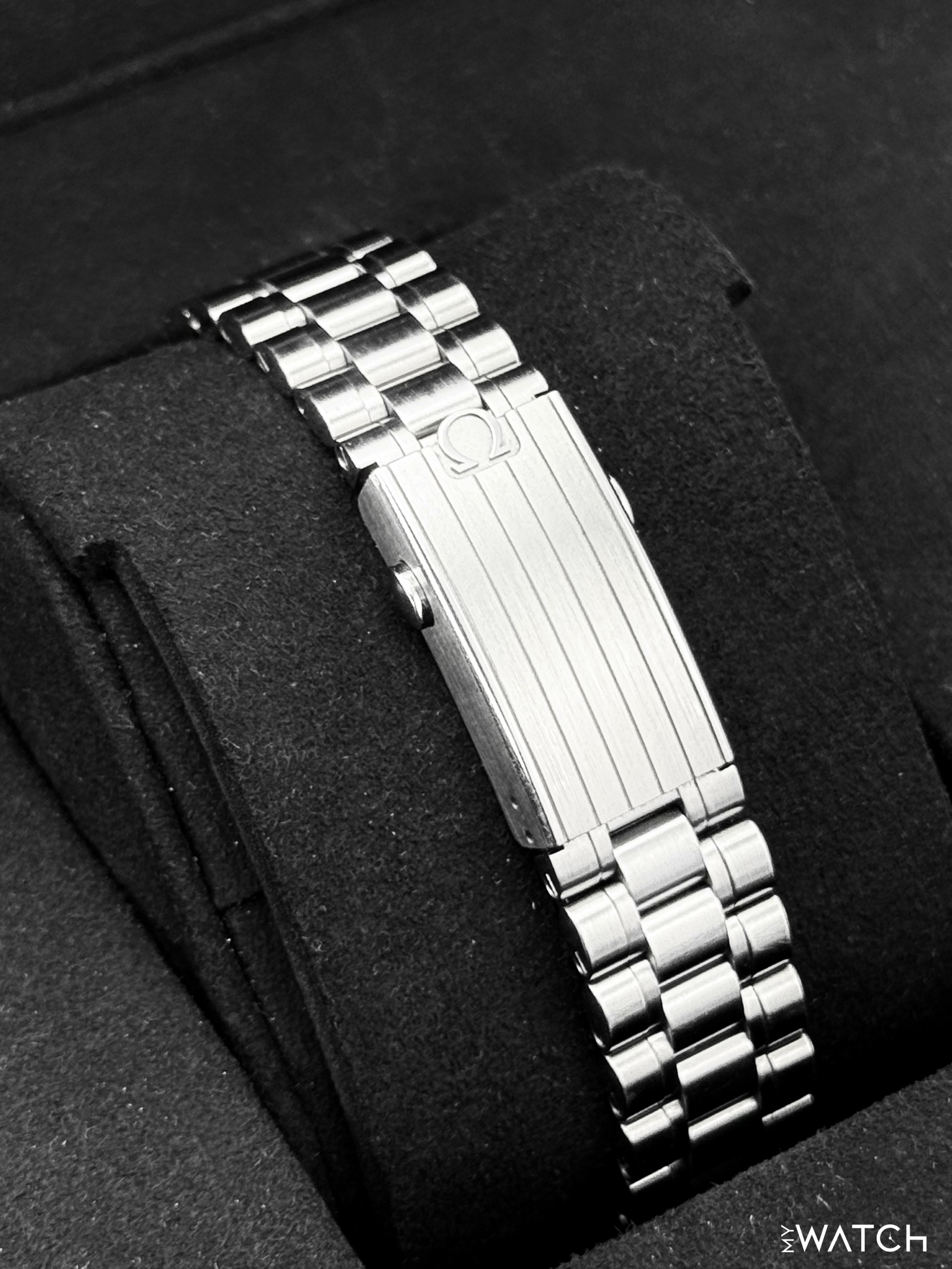 2021 Omega 42mm 310.30.42.50.01.001 Speedmaster Moonwatch - MyWatchLLC