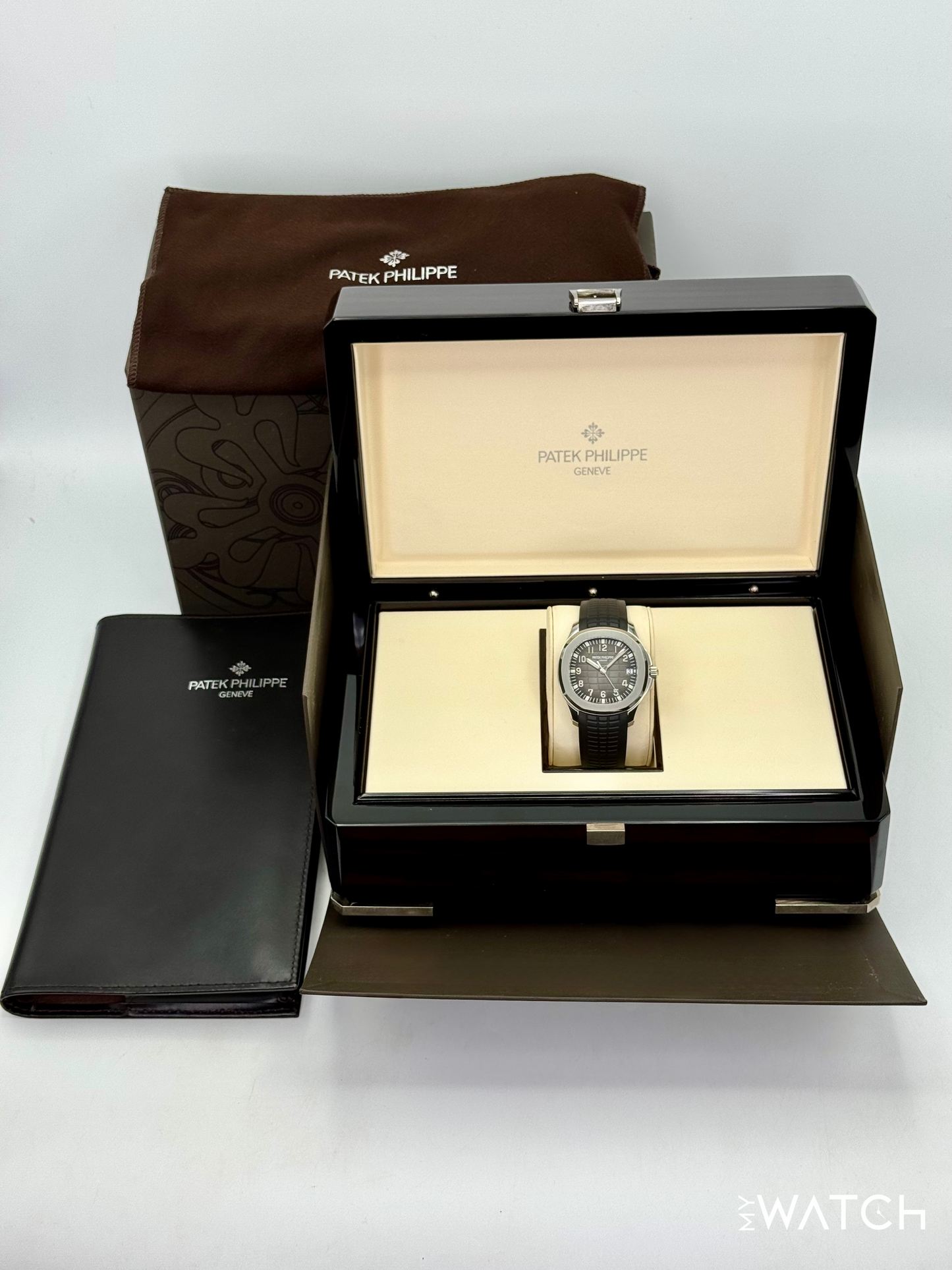 2018 Patek Philippe Aquanaut 40.8mm 5167A-001 Stainless Steel Gray Dial