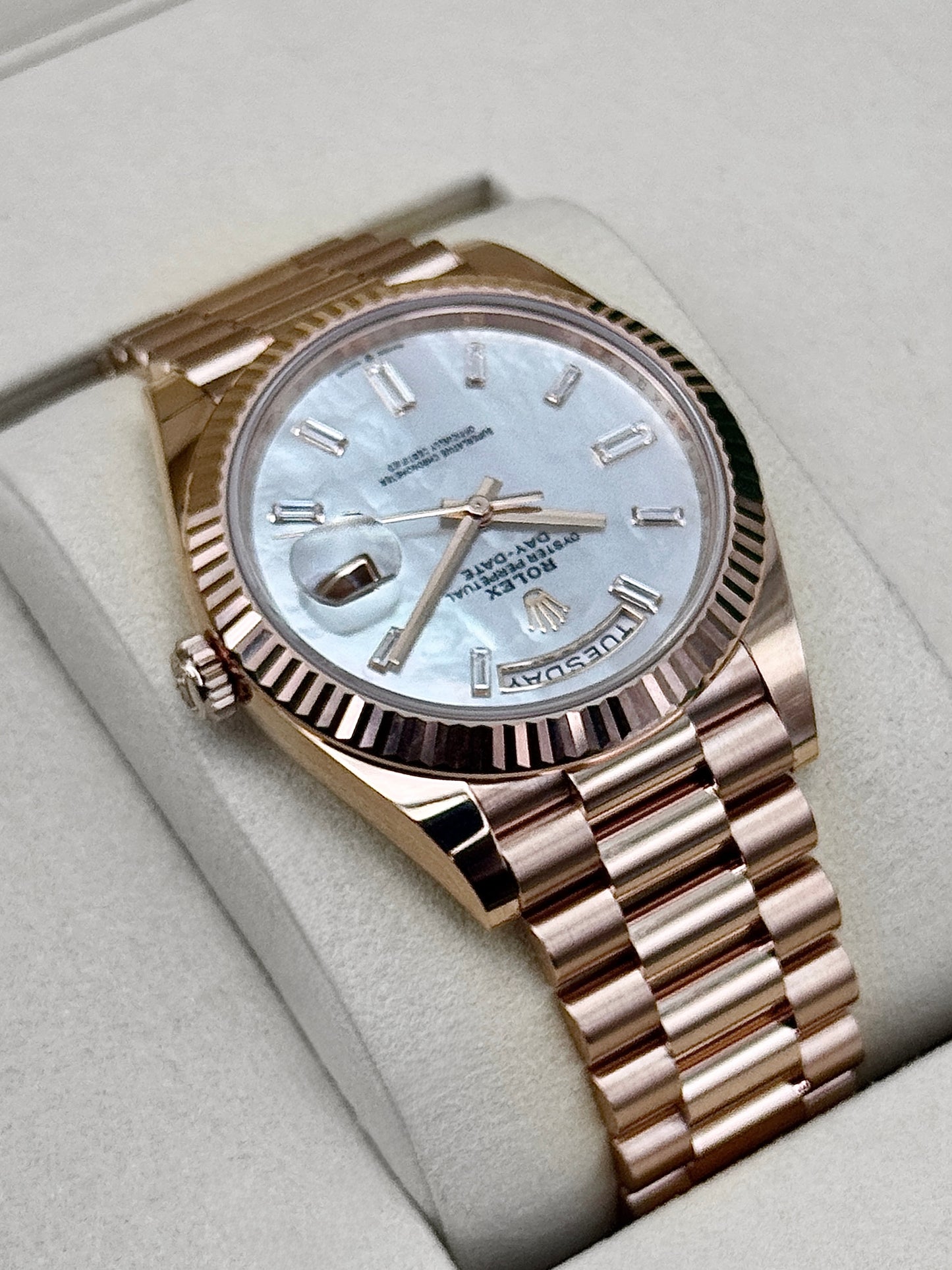 NEW 2026 Rolex Day-Date 40mm 228235 Presidential Rose Gold MOP Diamond Dial
