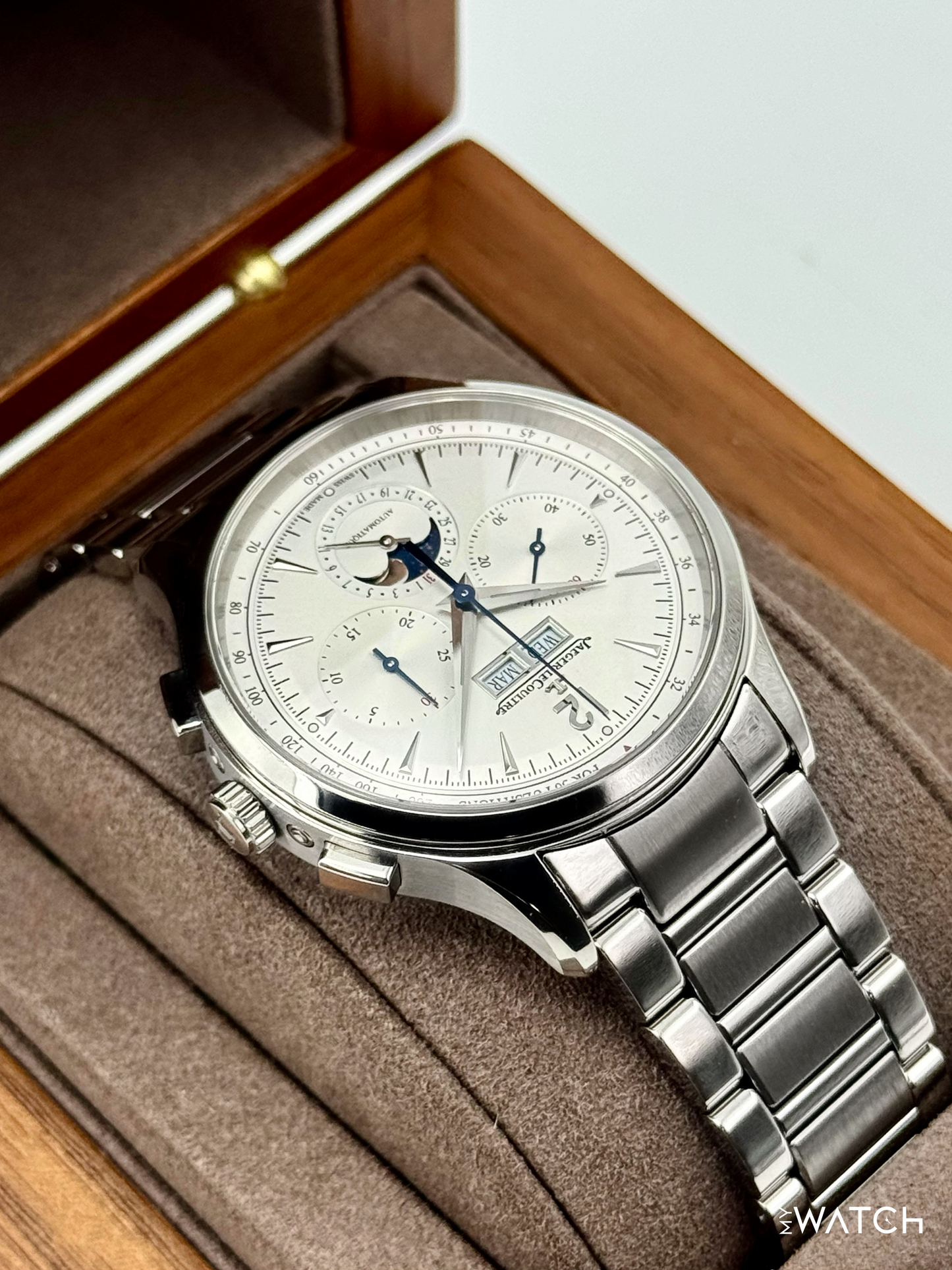 2025 Jaeger-LeCoultre Master Control 40mm Q413813J Stainless Steel White Dial - MyWatchLLC