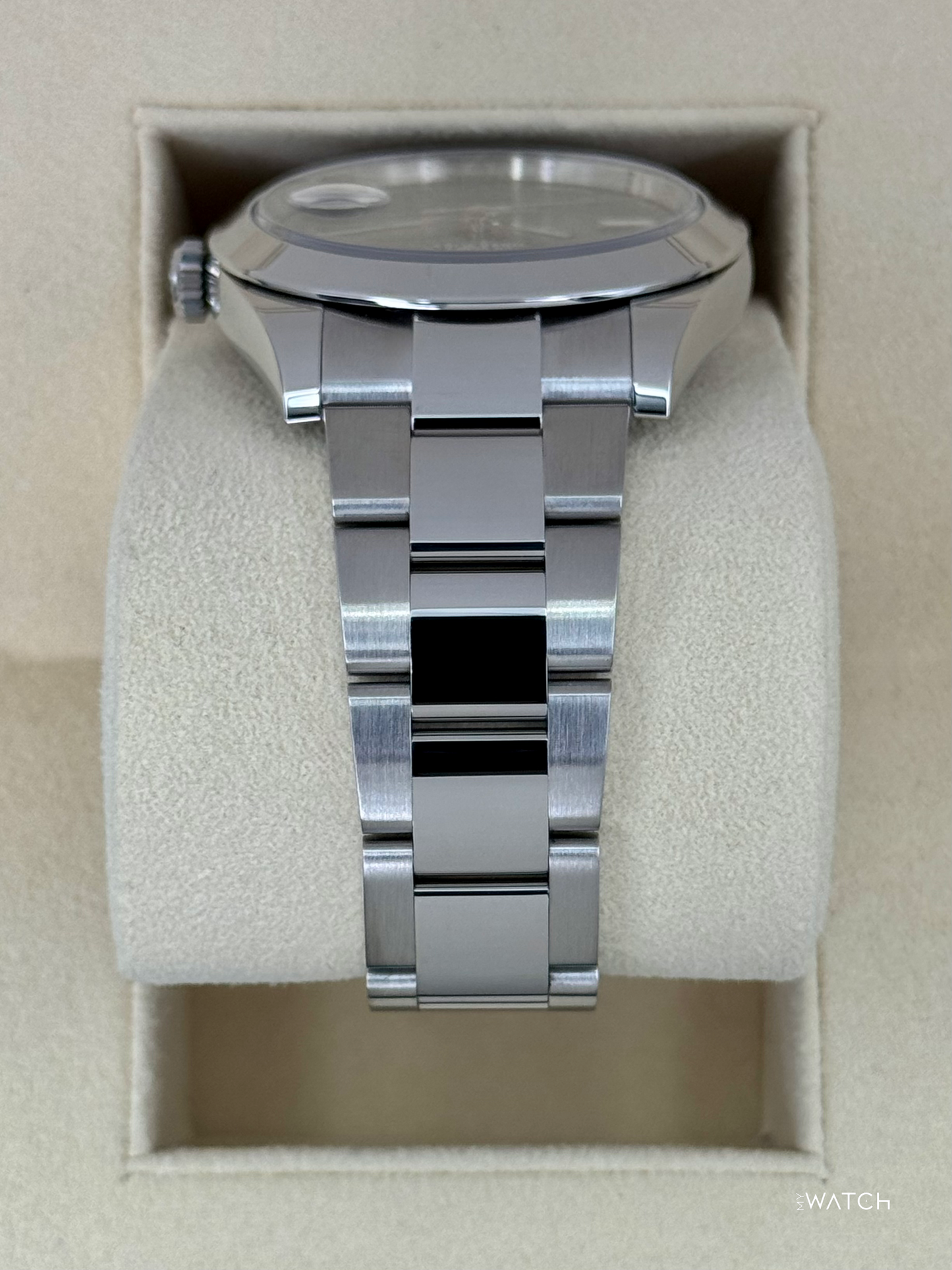 2021 Rolex Datejust 41mm 126300 Stainless Steel Oyster Wimbledon Dial