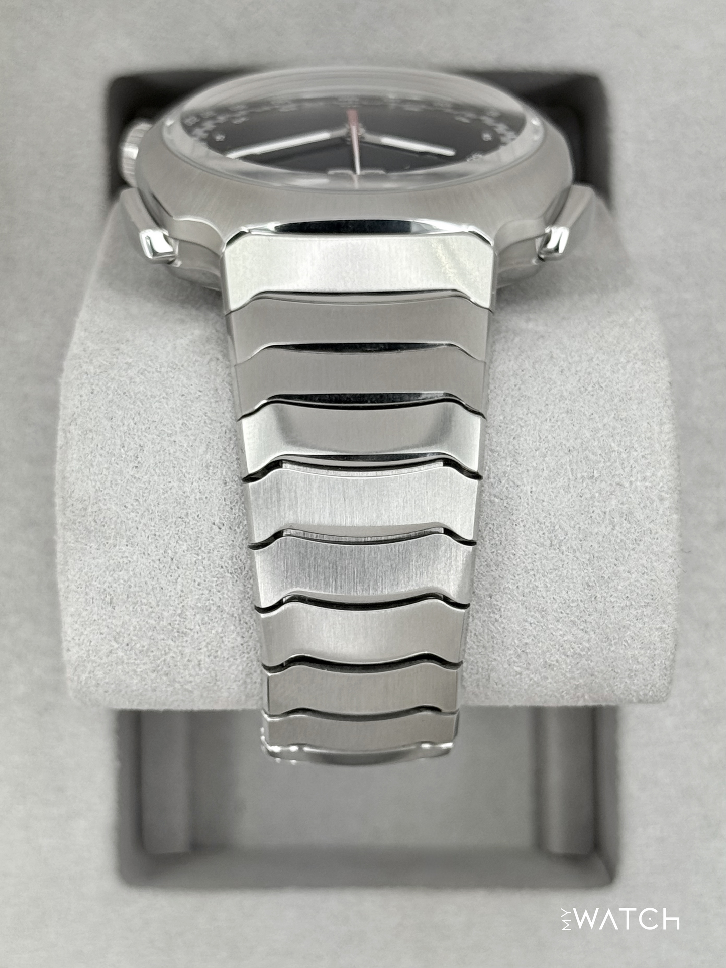 2025 H. Moser & Cie. Streamliner Flyback Chronograph 42.3mm 6907-1200 Blue Dial - MyWatchLLC