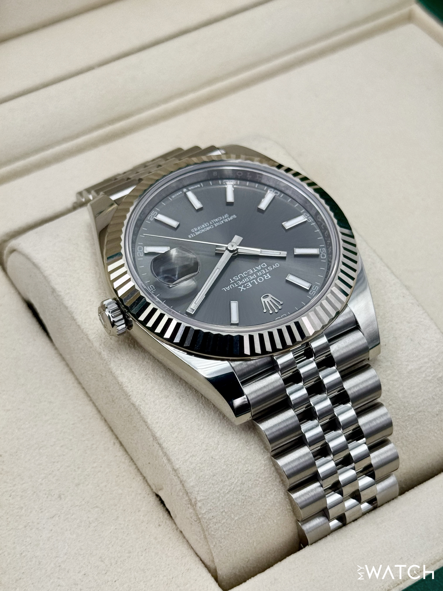 NEW 2025 Rolex Datejust 41mm 126334 Stainless Steel Jubilee Rhodium Dial