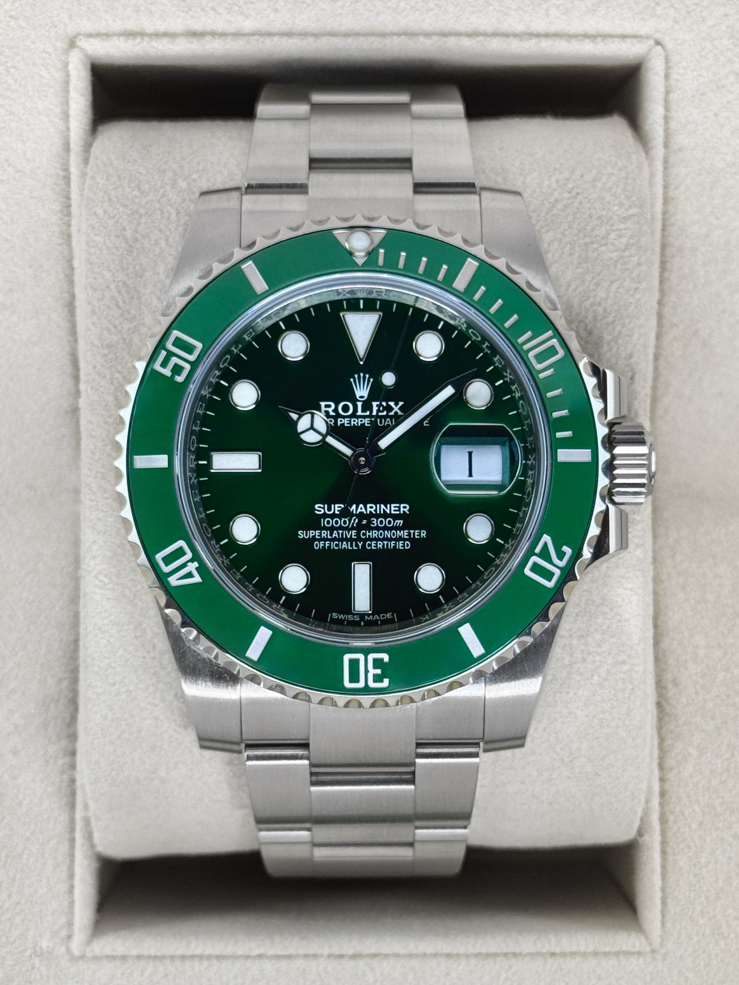 2019 Rolex Submariner Hulk 40mm 116610LV Green Dial