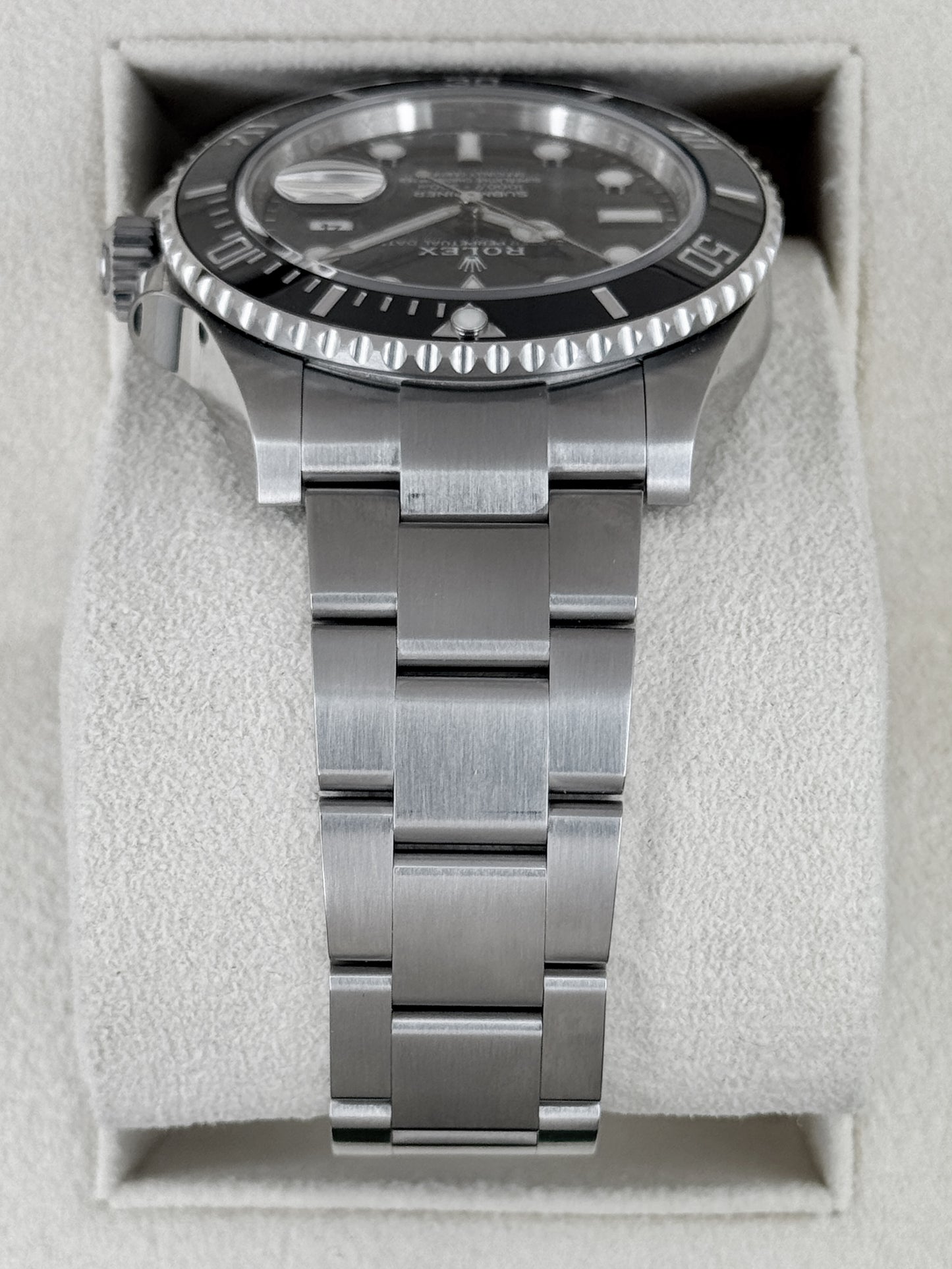 NEW OLD STOCK 2022 Rolex Submariner 41mm 126610LN Stainless Steel Black Dial
