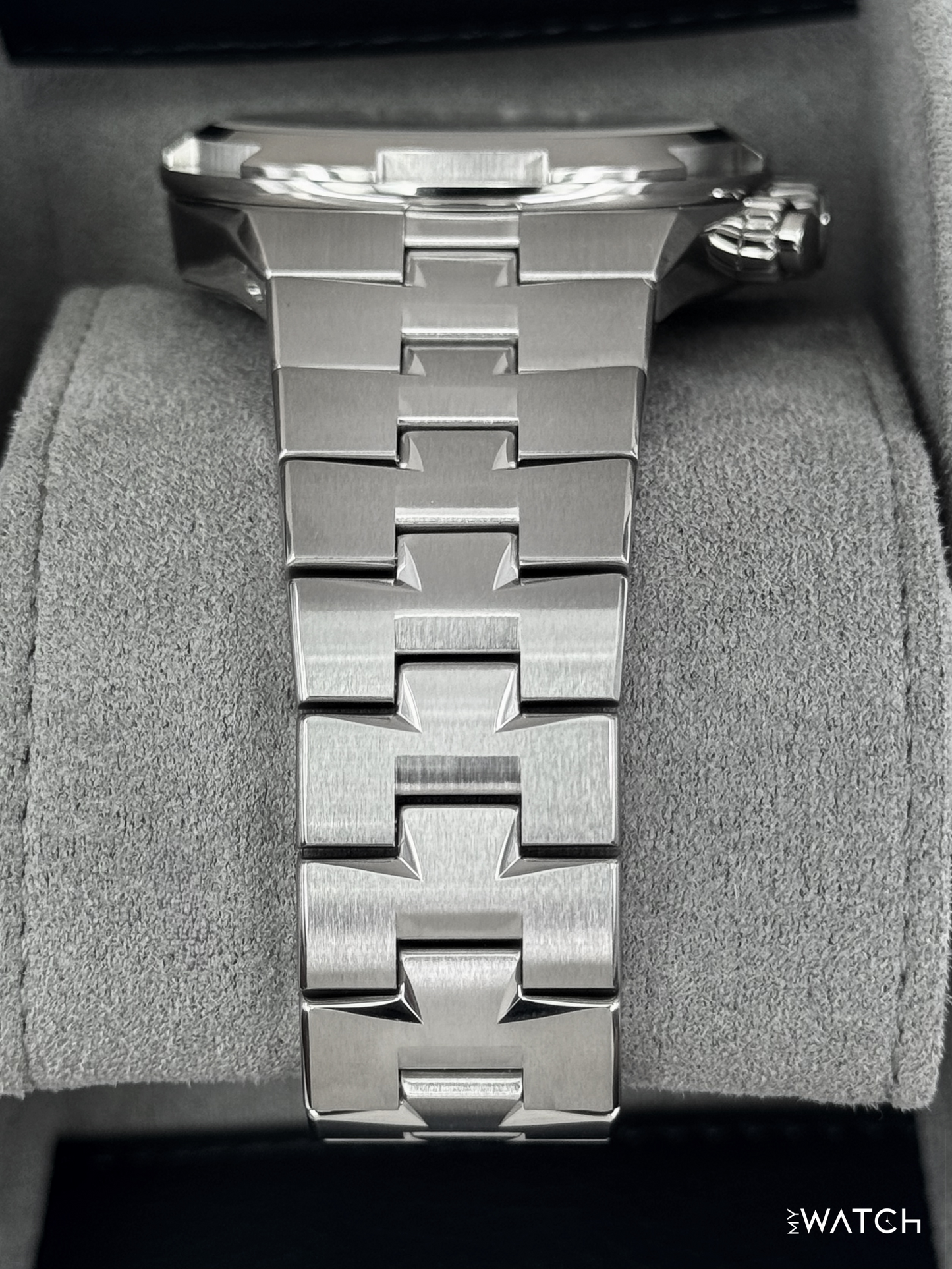 2026 Vacheron Constantin Overseas Dual Time 41mm 7920V Black Dial