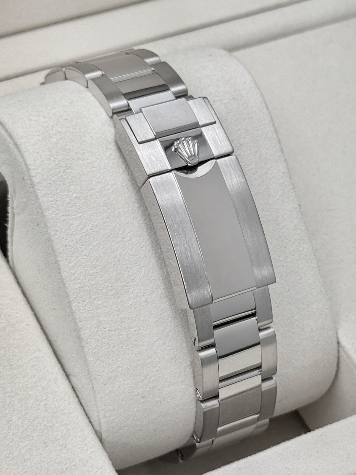 2025 Rolex GMT-Master II Pepsi 40mm 126719BLRO White Gold Oyster